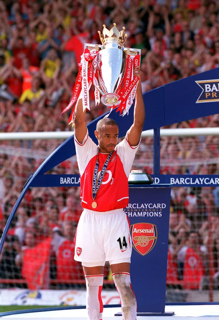 استفتاء.. من هو اللاعب الأفضل في تاريخ الدوري الإنجليزي؟