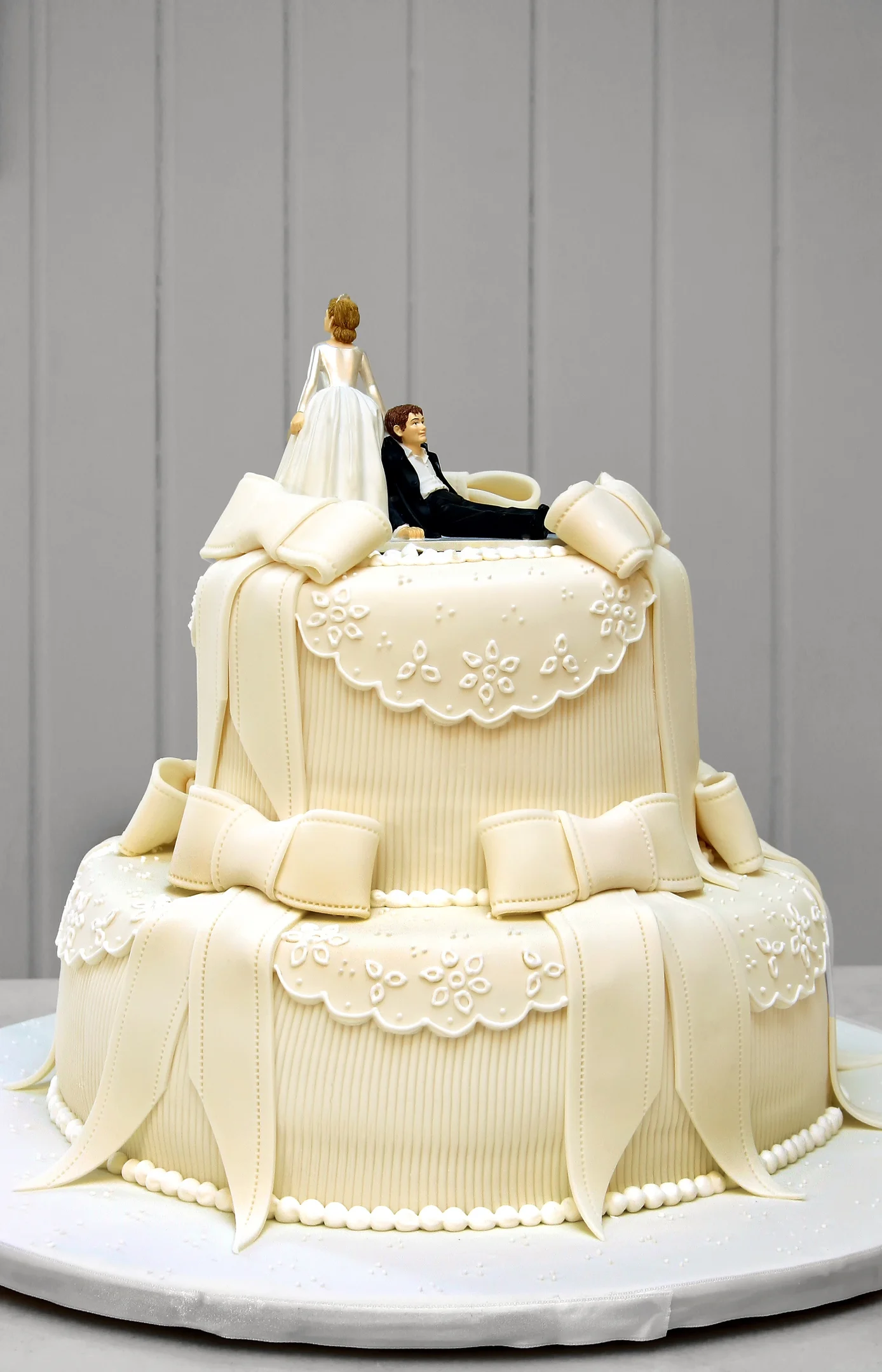 'I can’t get over husband's affair and feel like I’m living a lie all the time'