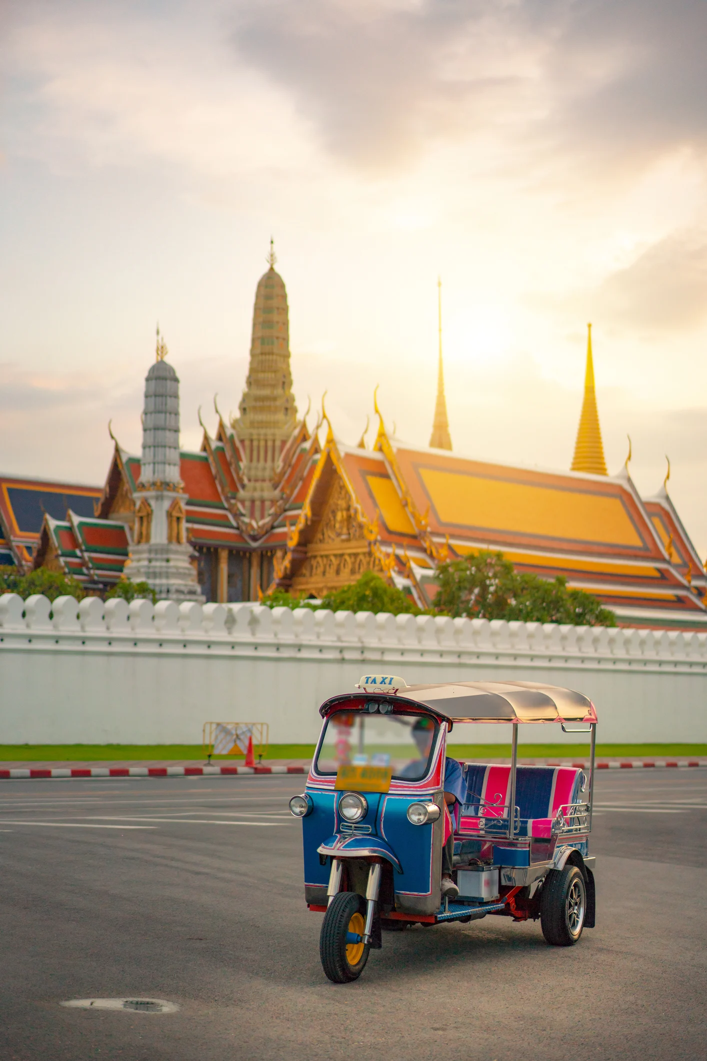 ตุ๊กตุ๊ก Audi รถสามล้อแบบไทย แต่ใช้แบตไฟฟ้าของ e-Tron ฝืมือดัดแปลงจากทีมเยอรมันโดยตรง