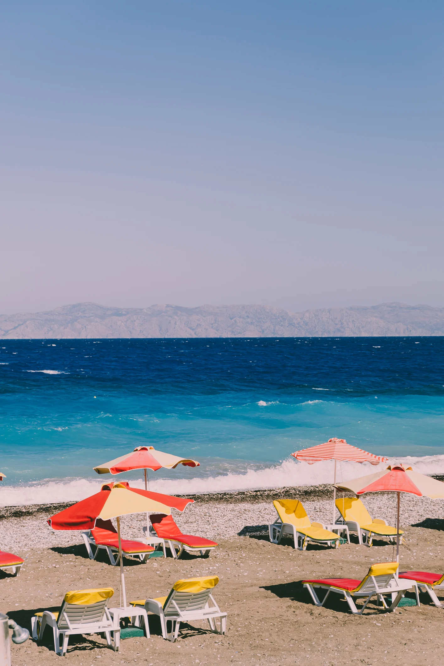 This company wants to pay you $15,000 to go to the beach this summer—here's how to apply