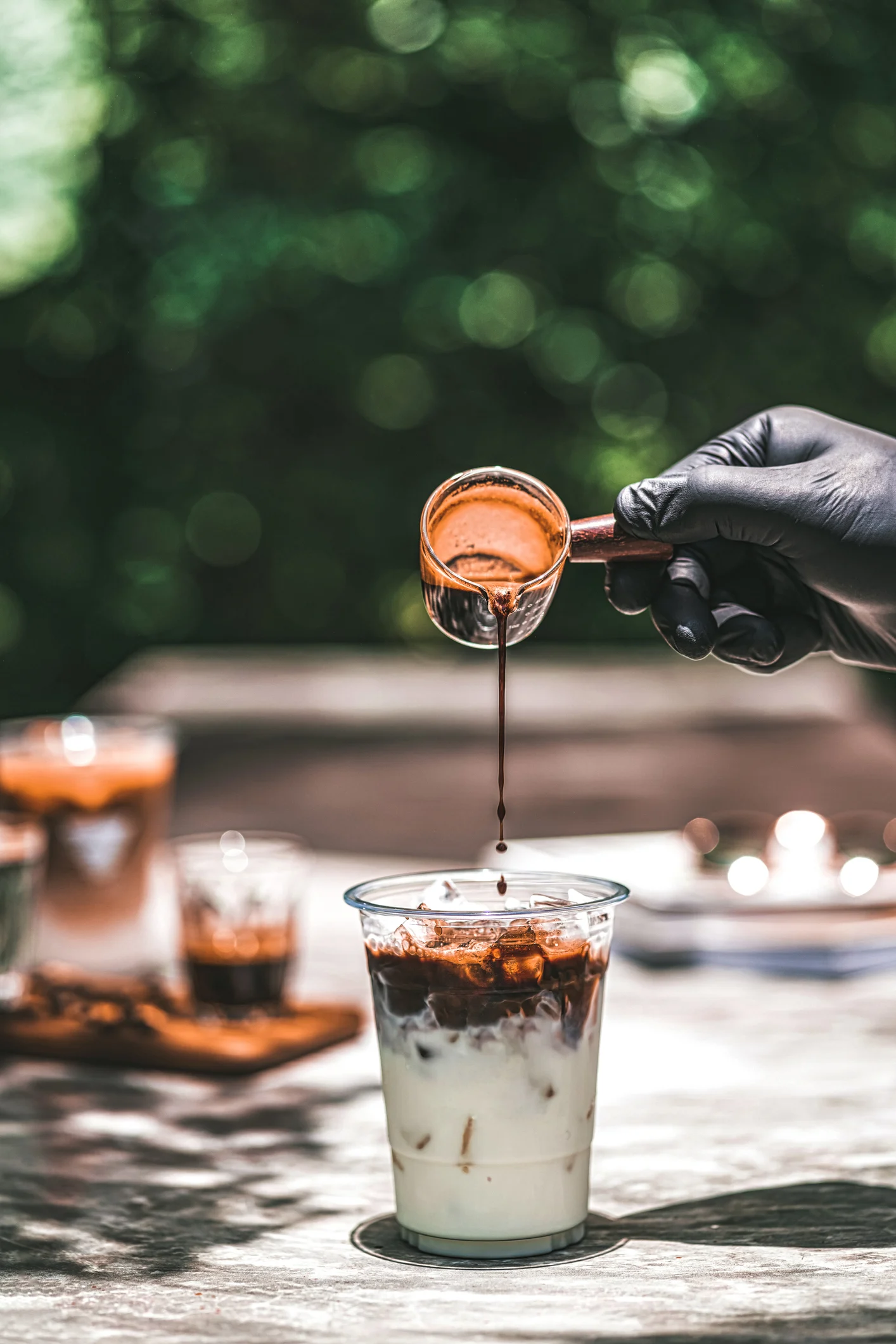 Caffeine tác dụng thế nào trong chăm sóc da?