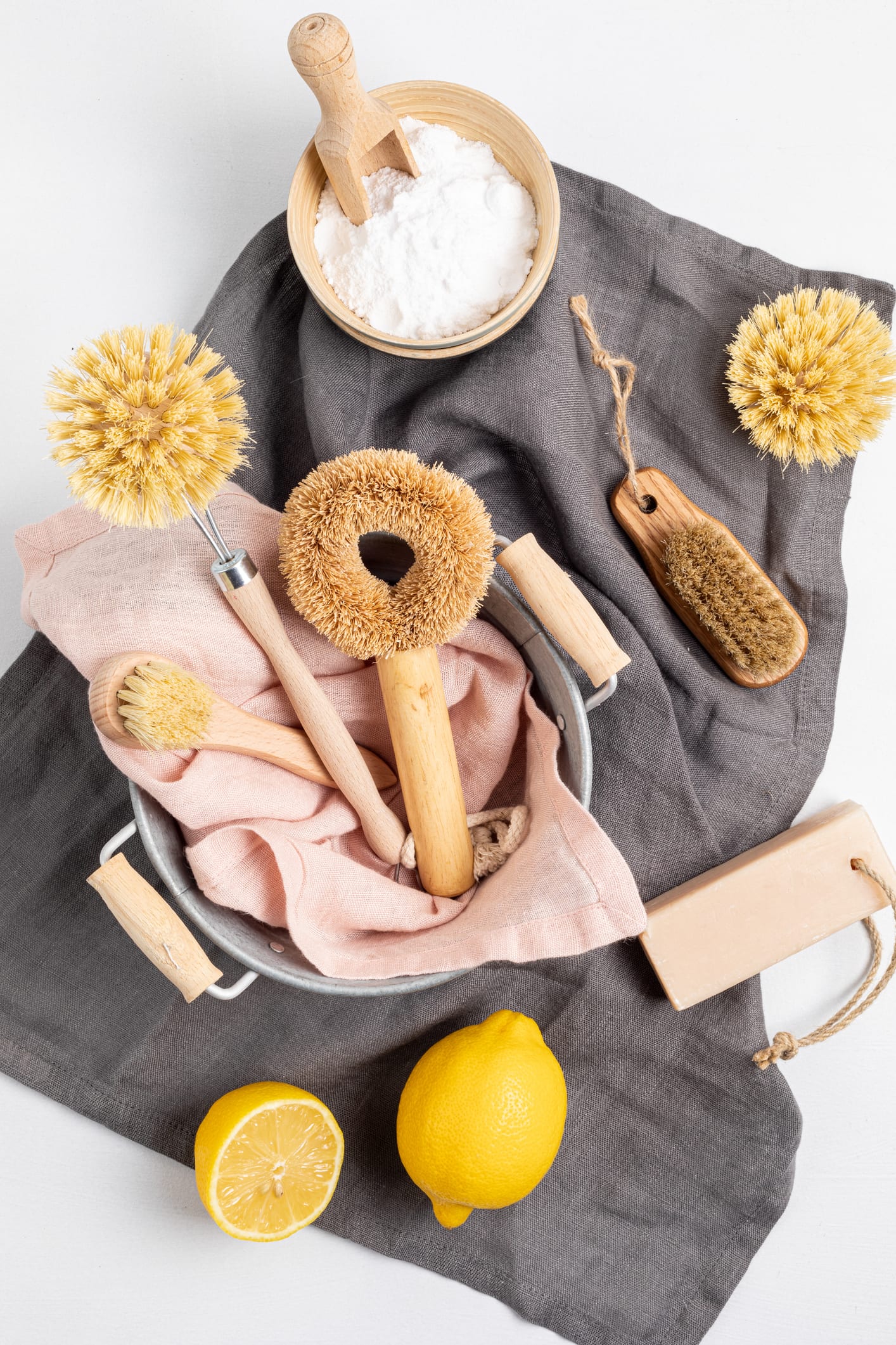 Professional cleaner shares products that just DO NOT work together