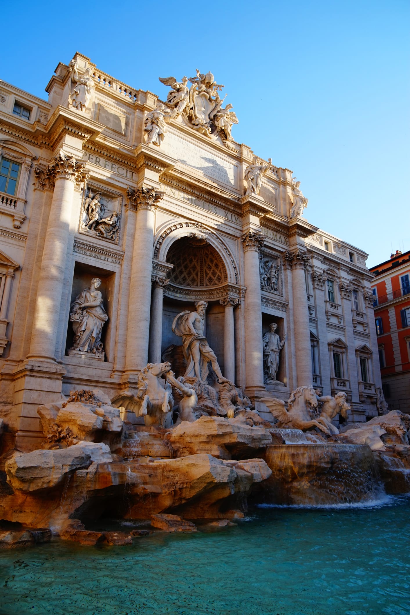 Rarely seen photos of Audrey Hepburn capture her timeless beauty