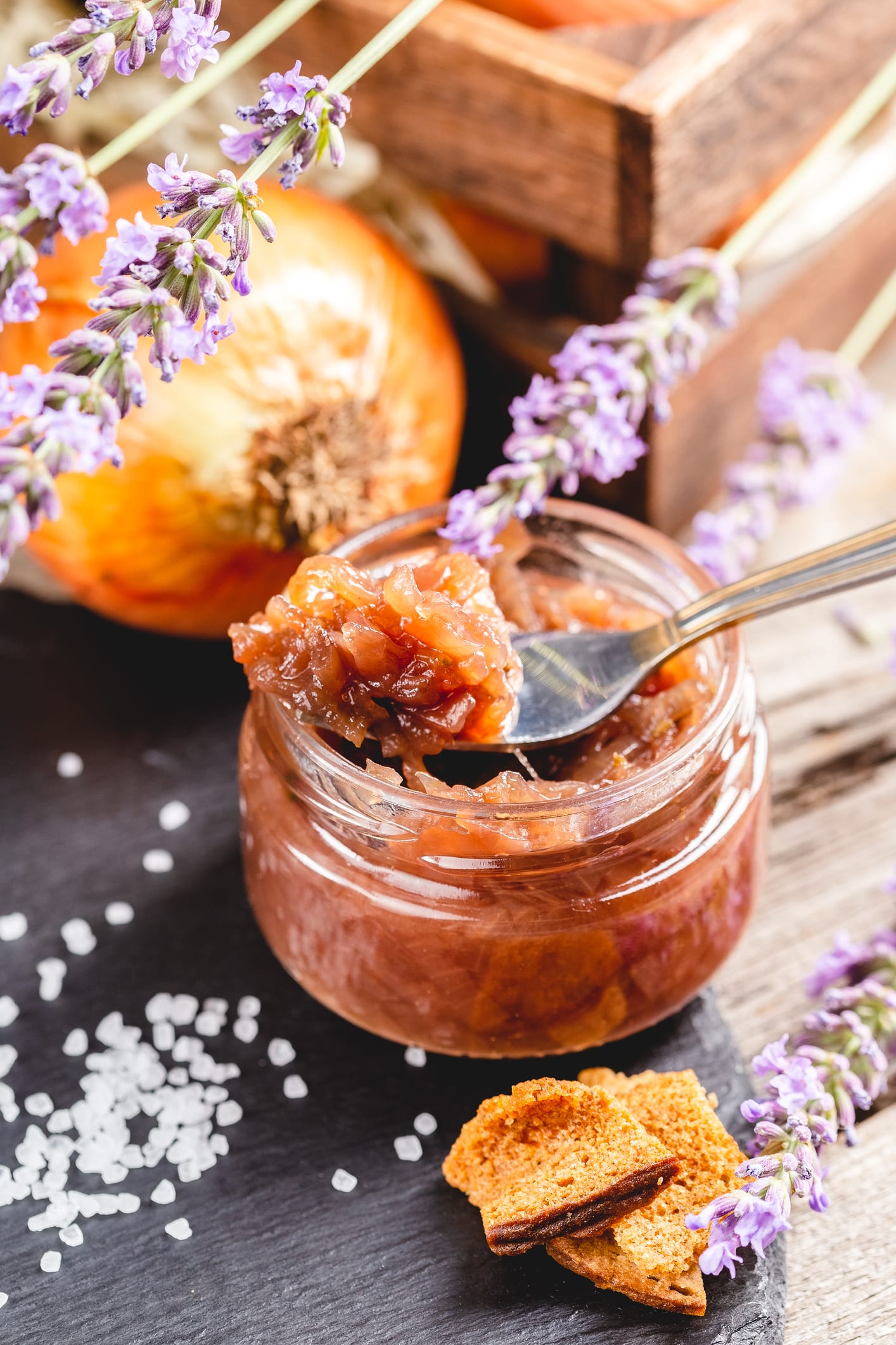 Варення з цибулі за 40 хвилин: народне зцілення при затяжному кашлі