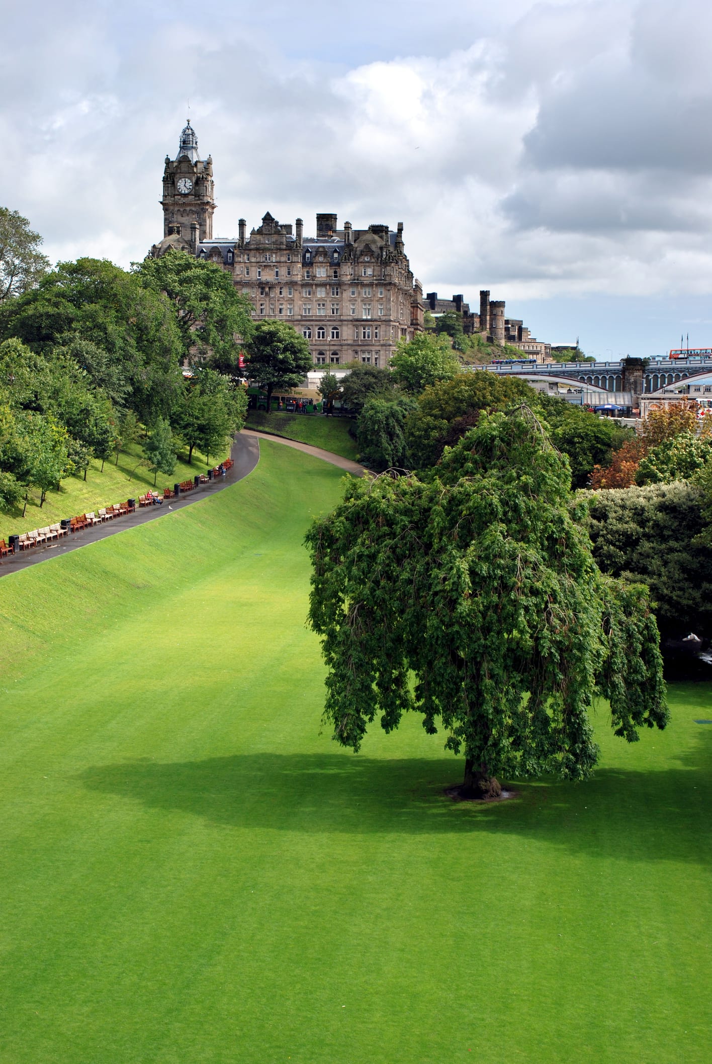 The Best Luxury Hotels In Edinburgh: An Ultimate List