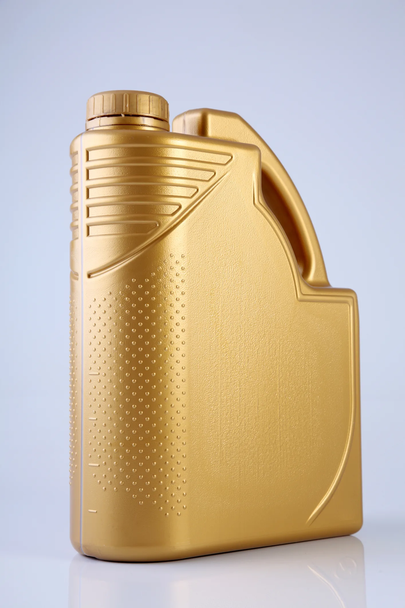 Motoröl am Auto nachfüllen: So machen Sie es selbst