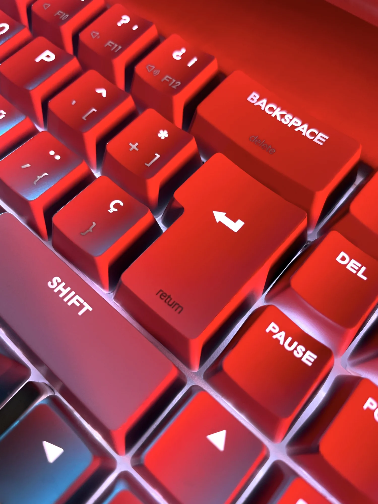 Aprende a limpiar correctamente el teclado de tu computadora de escritorio o laptop