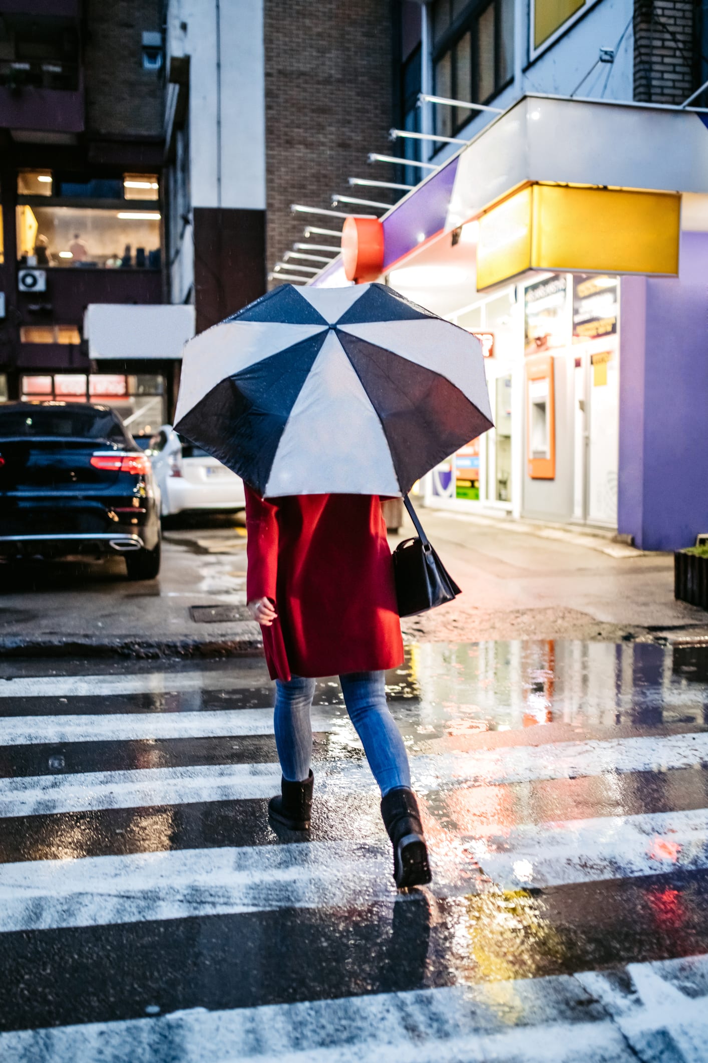 6 'looks' de inspiración para arrasar en el 'street style' en días lluviosos