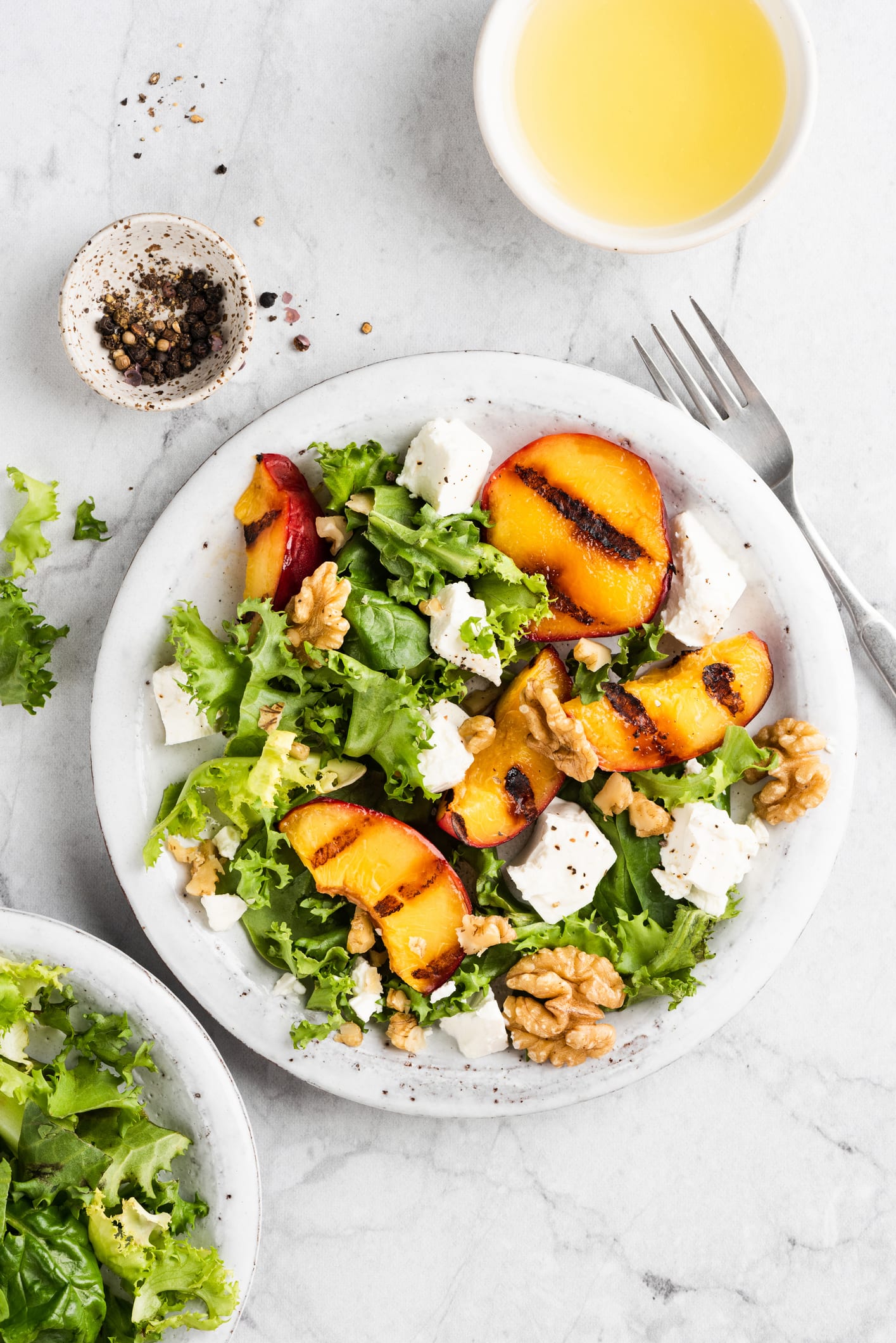 Grilled Peaches: a super easy, delicious summer dessert you’ll love