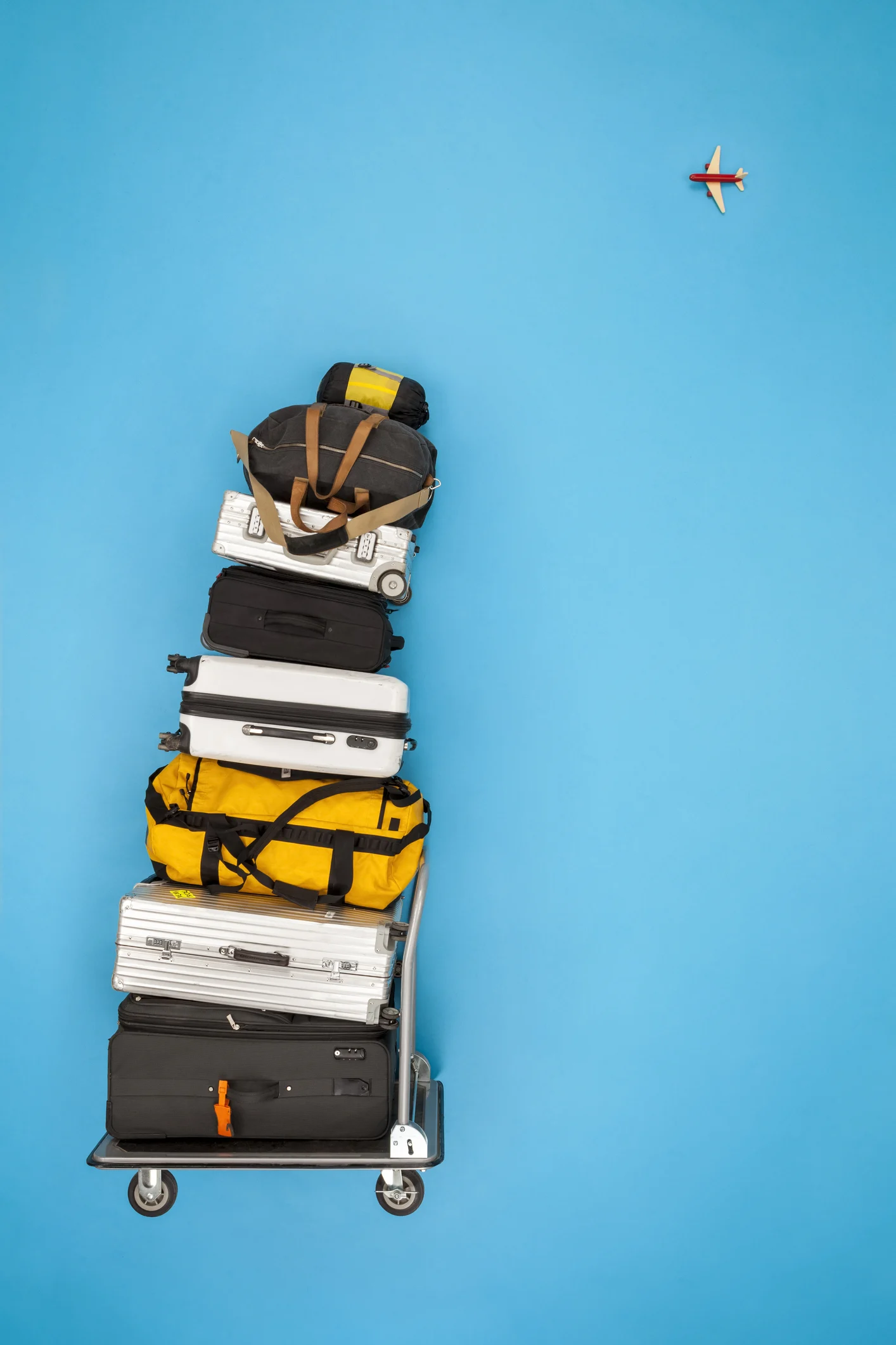 Passenger’s AirTag leads police to stolen luggage ring