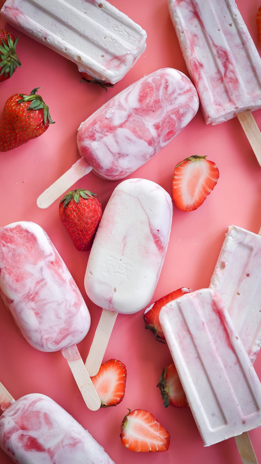 Postre casero y saludable, con 3 ingredientes unas paletas de fresas