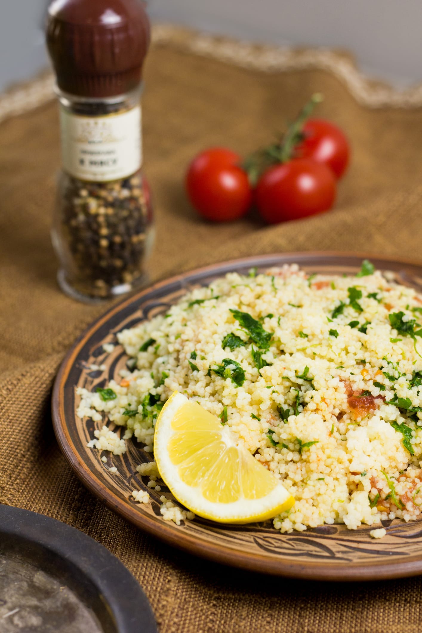 Cous cous con pesce e verdure: la ricetta del primo alla pantesca