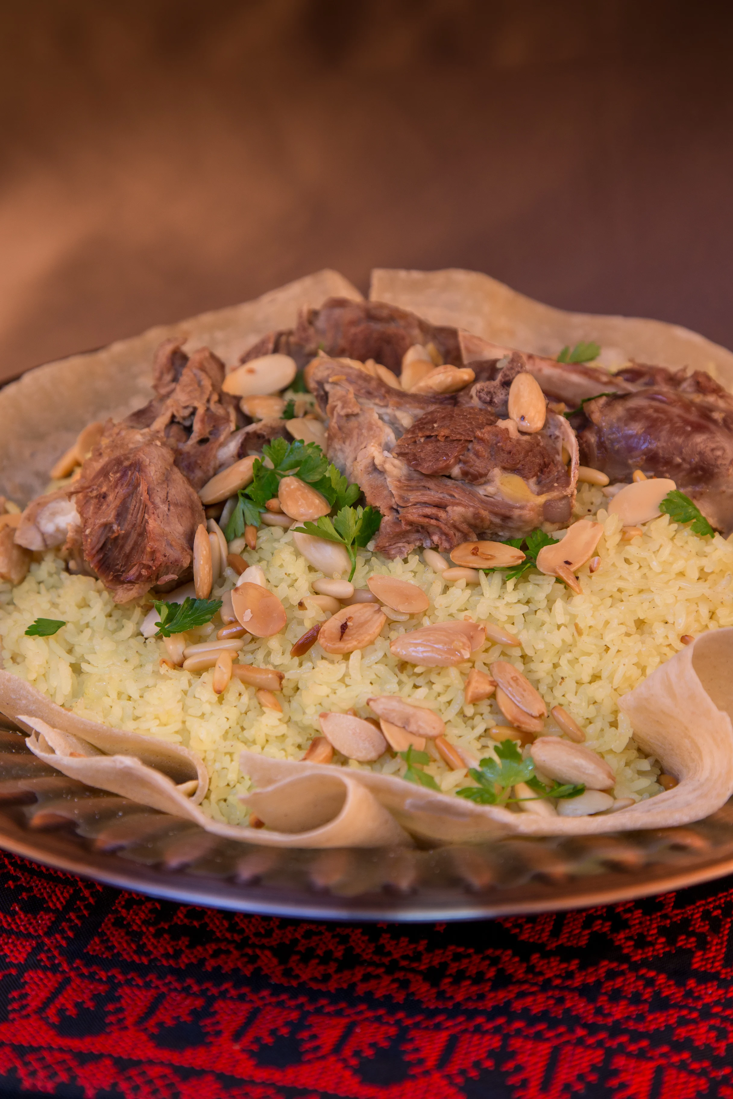 طريقة عمل المنسف الأردني باللحم