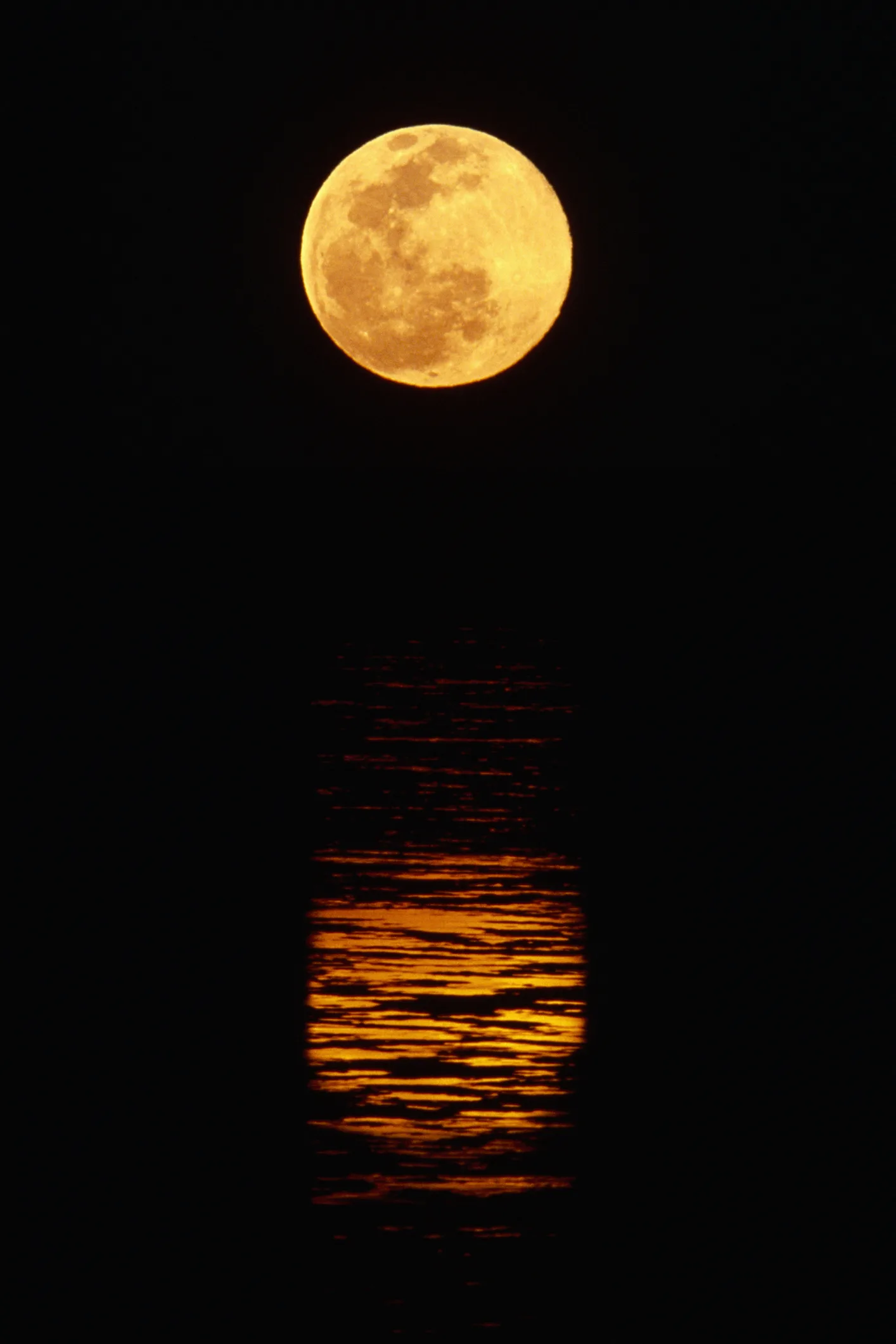 La Luna tuvo espectaculares erupciones volcánicas durante más tiempo del que se creía