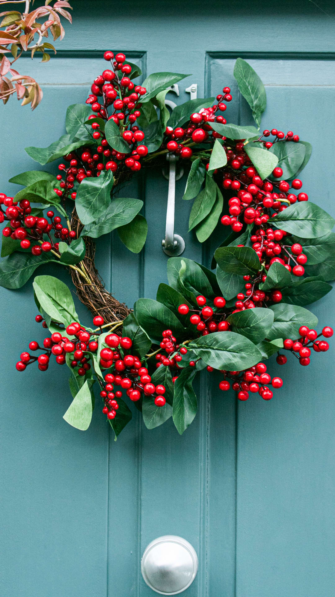 How to hang a Christmas wreath without damaging your door