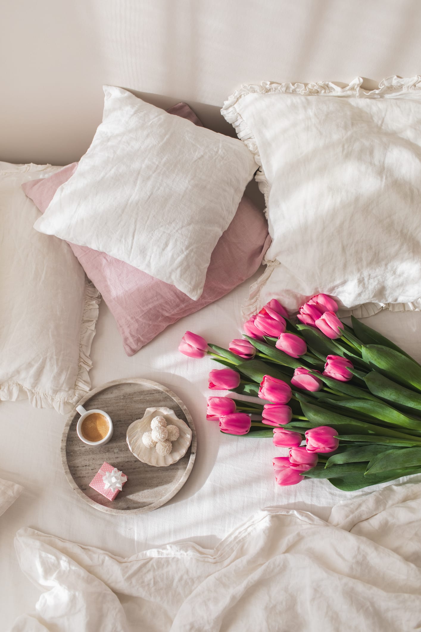 Breakfast in bed platters: The Mother's Day gift ALL mums will love