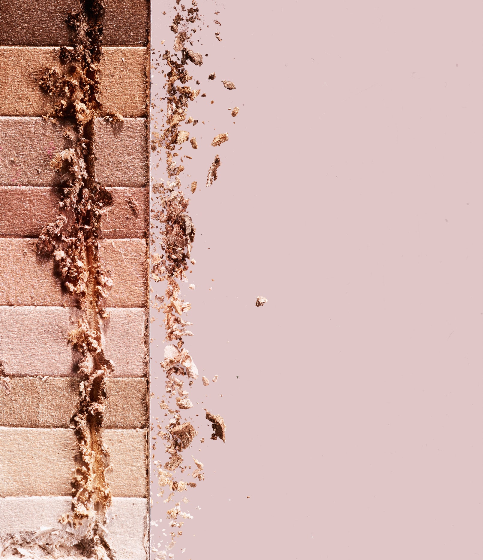 Ariana Grande Reveals the Makeup Product She’s Been “Secretly” Using for Hydrated Skin
