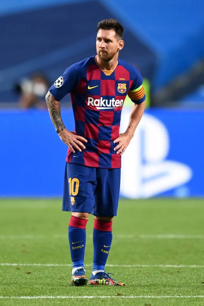 المفاوضات تبدأ بين برشلونة وميسي.. هذه خطة