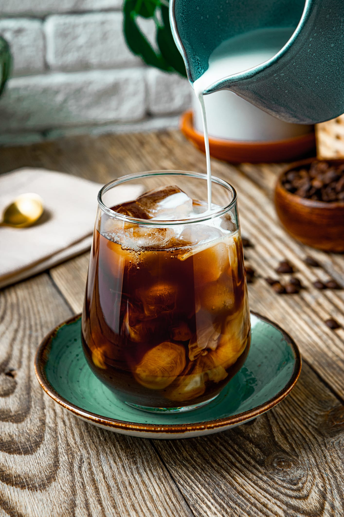 These 9 symptoms could mean that you're addicted to caffeine