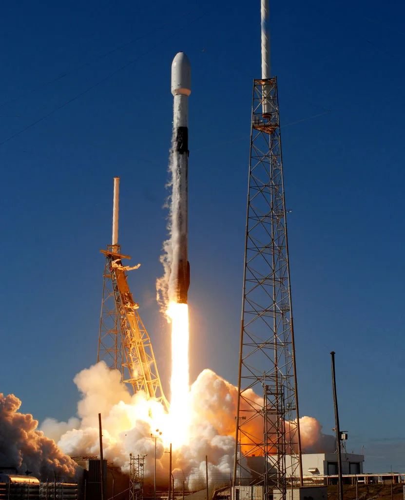 ใจหายวาบ! ขยะอวกาศของ “สเปซเอ็กซ์” ร่วงใส่ฟาร์มแกะในออสเตรเลีย