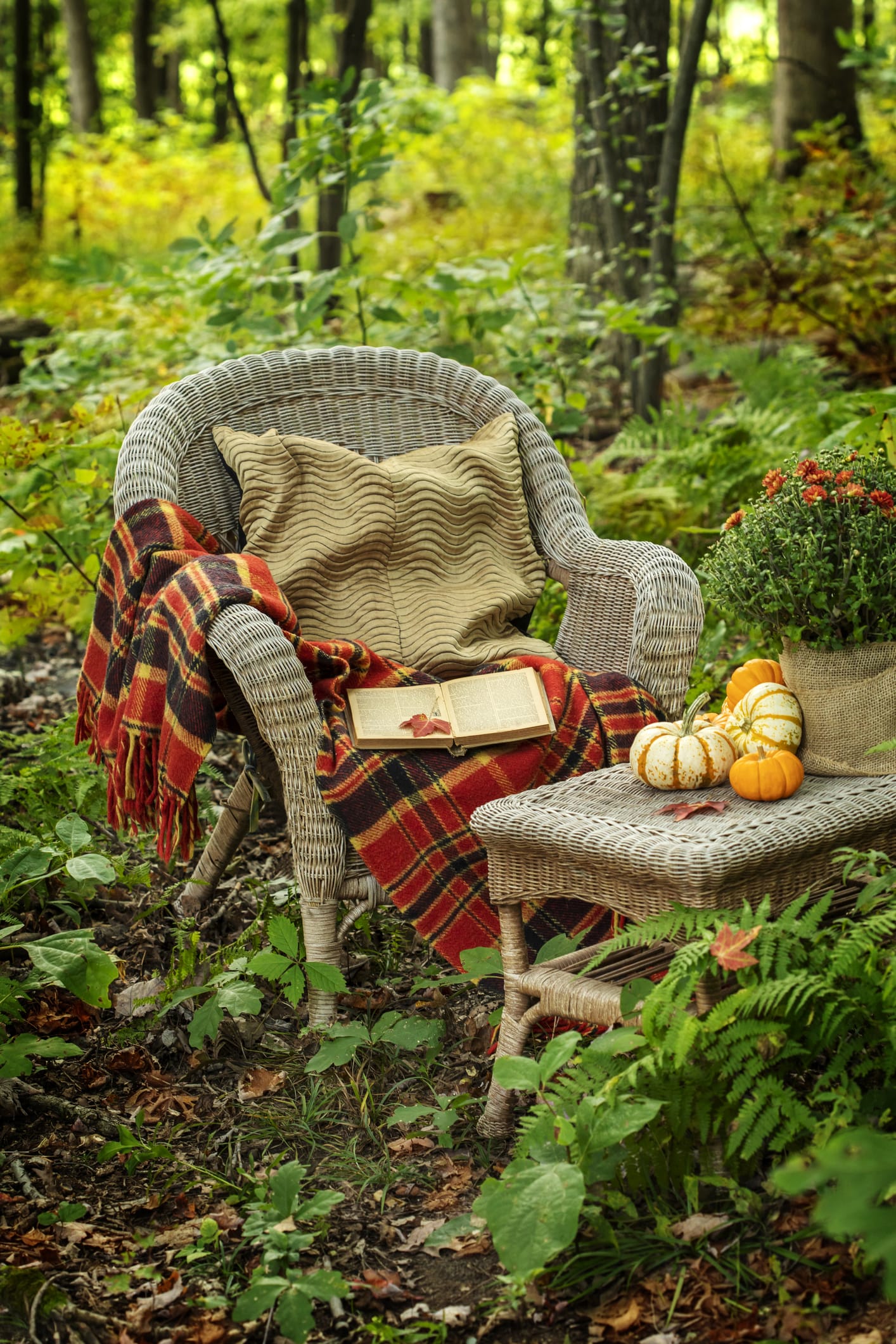 今買うべきは秋まで活躍する「ベスト」！着こなしコーデ3つ