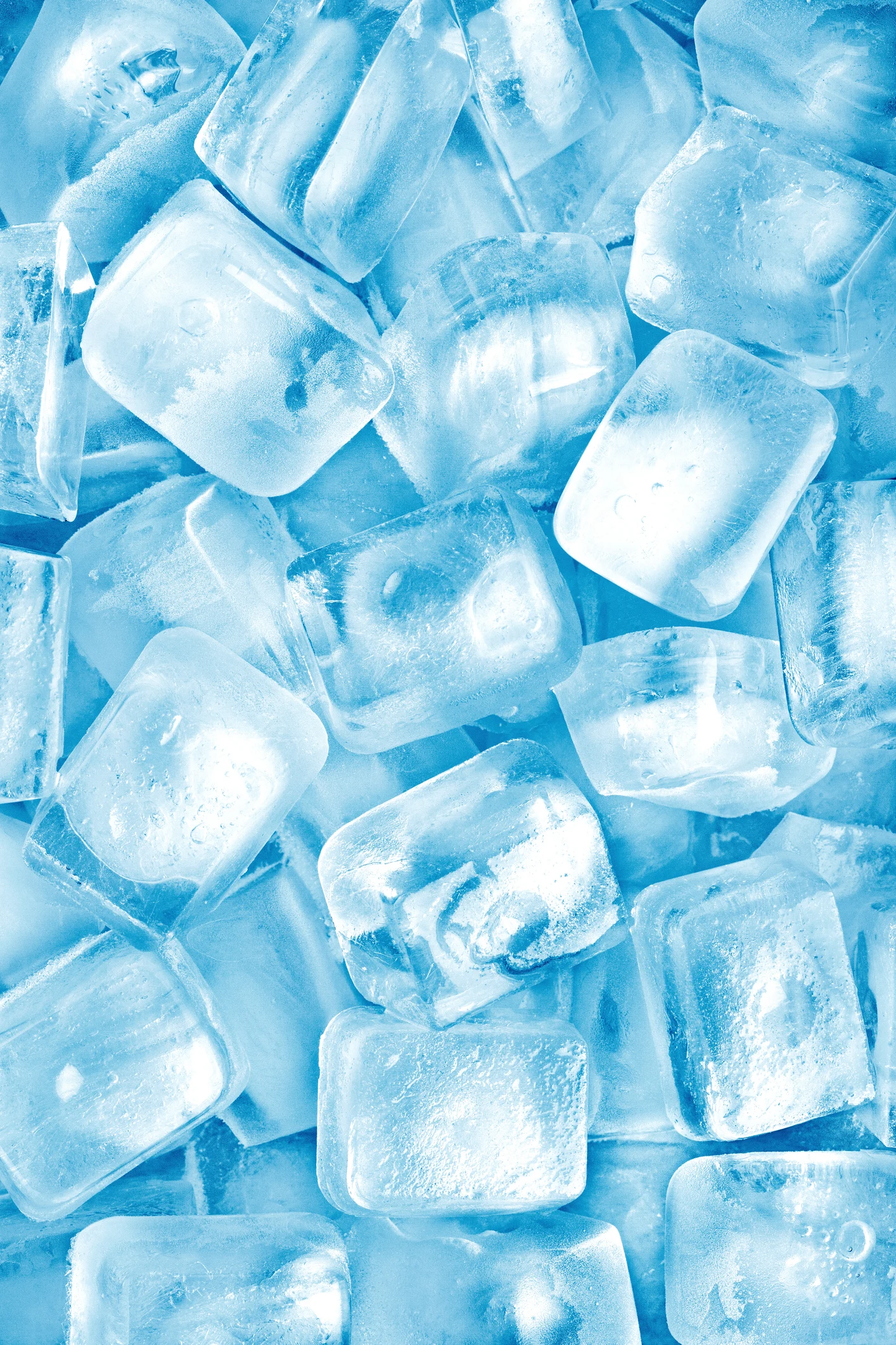 Así es como el hielo te puede ayudar a evitar las arrugas de la cara