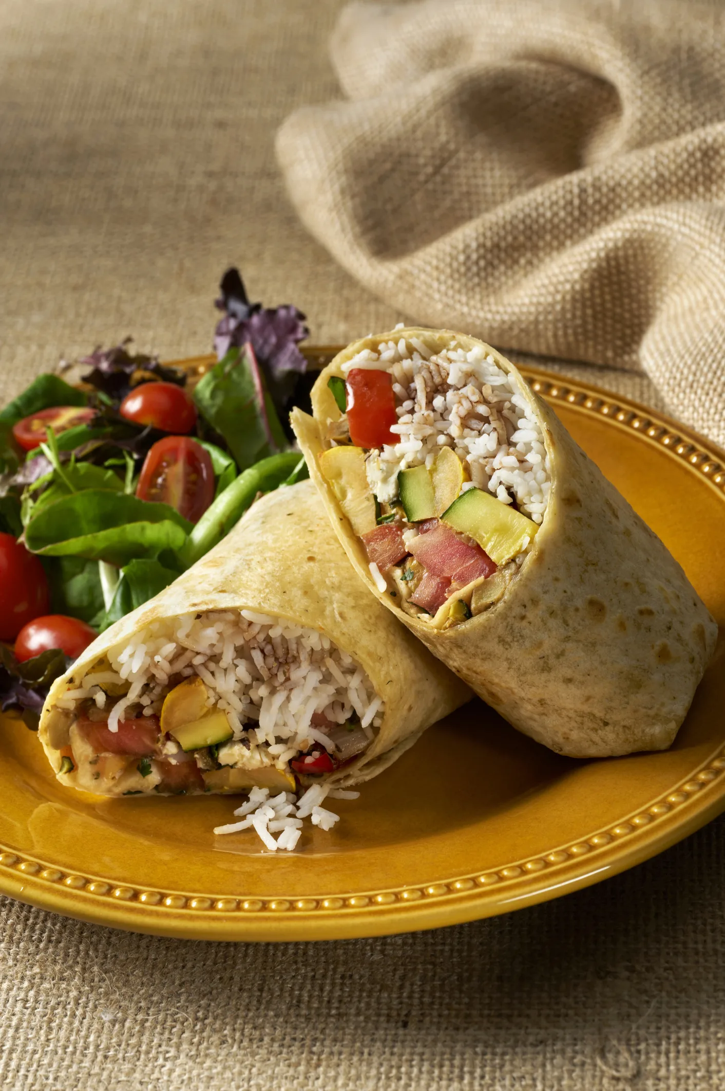 Comida fácil y rápida: prepara burritos sin carne
