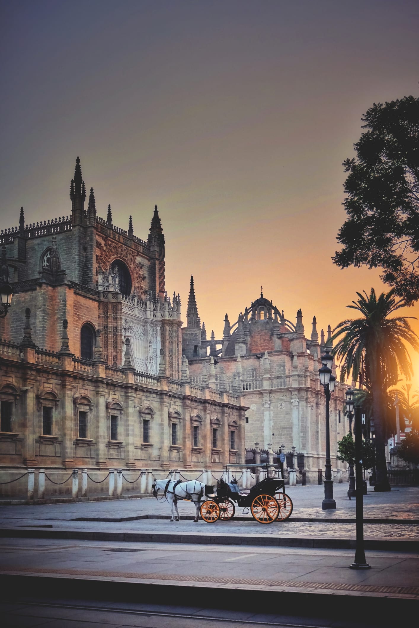 10 Relics From Horse-Powered Cities Hiding in Plain Sight