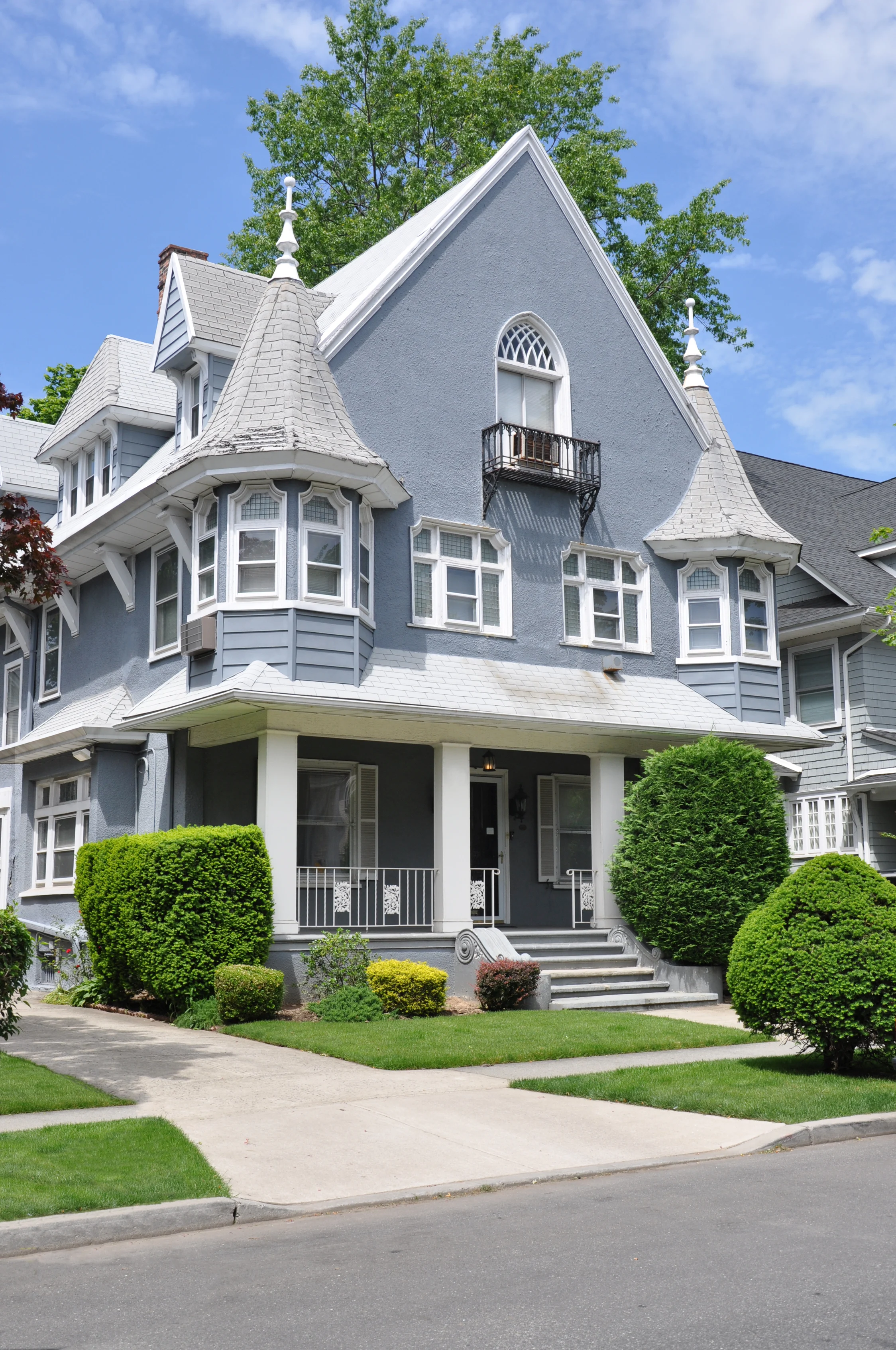 Before & After: Rundown Victorian House Now Japandi Abode