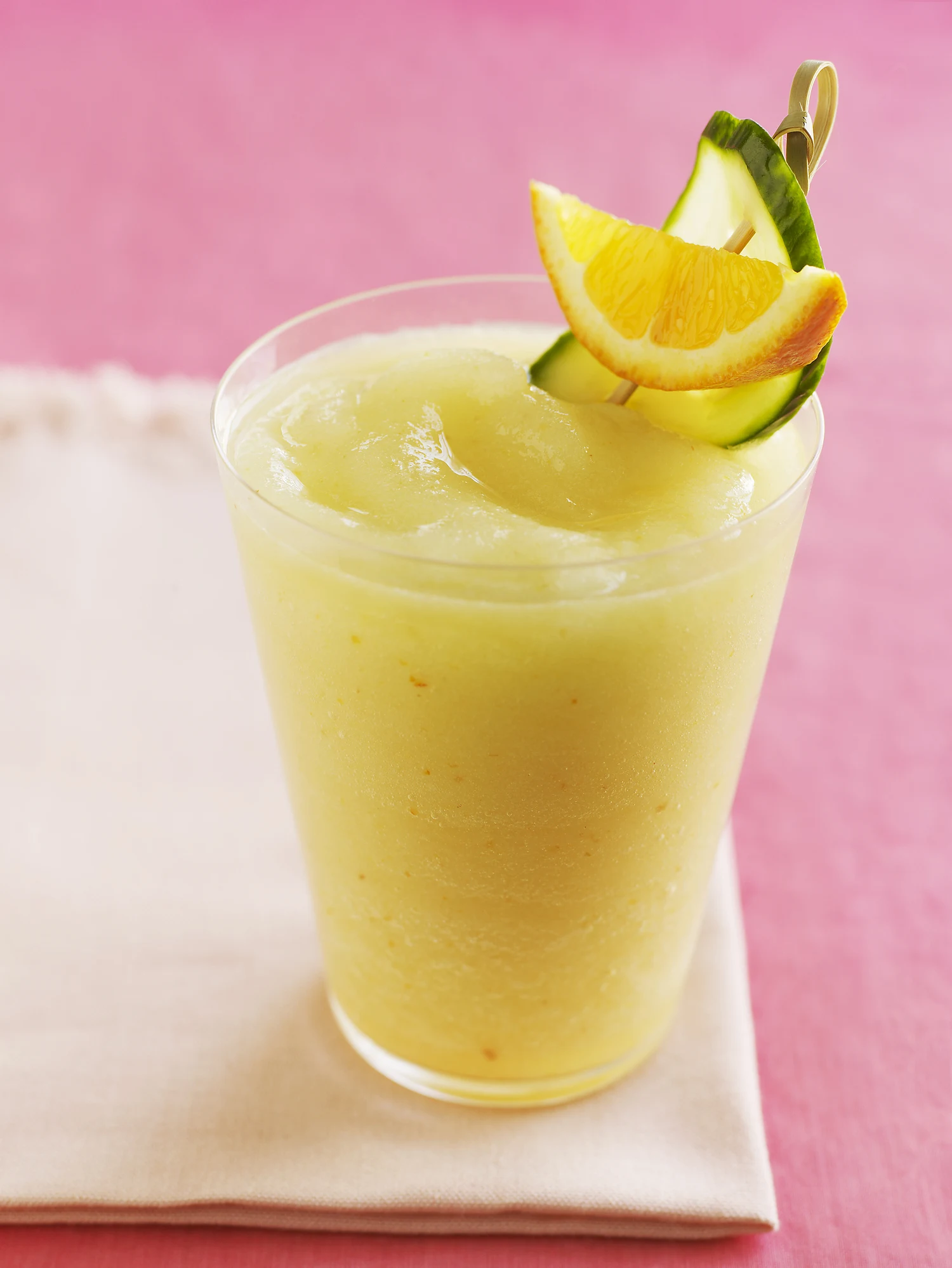 高知アイス、自社農園でゆず栽培　繁忙期は社員も農作業