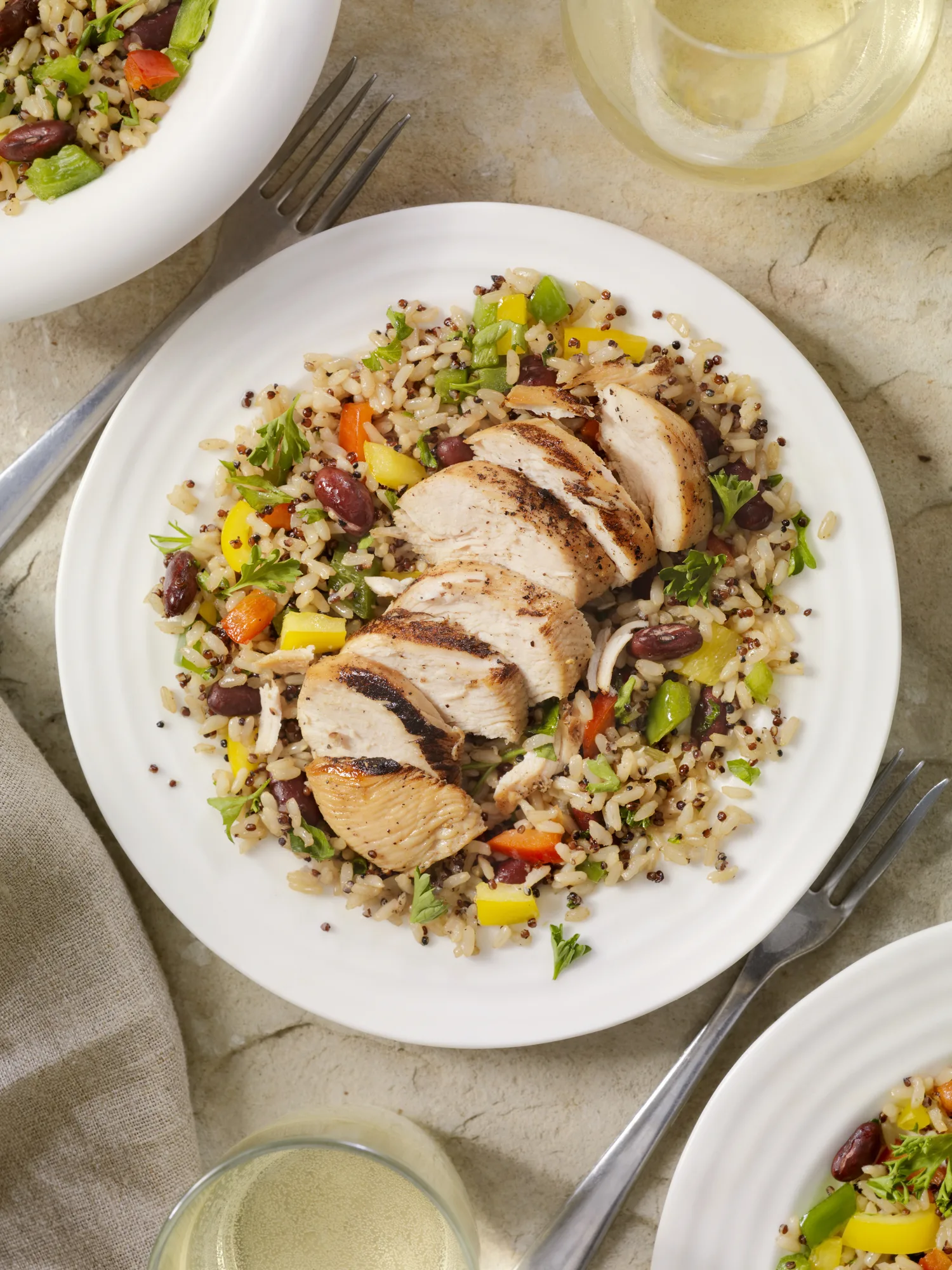 Woman becomes foraging instructor after sourcing free food as a skint student