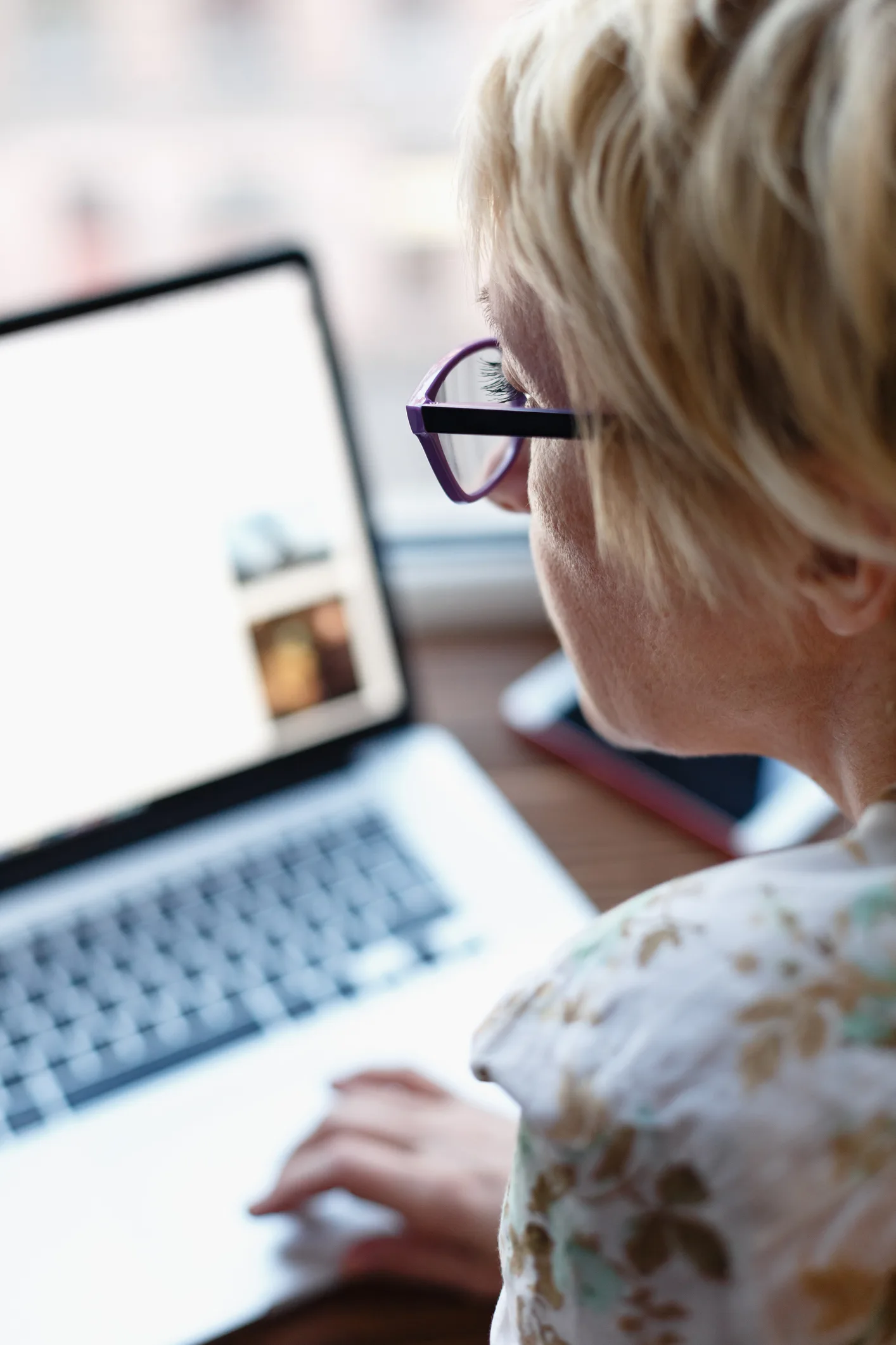 Consejos para cuidar tu vista si pasas muchas horas frente a la computadora