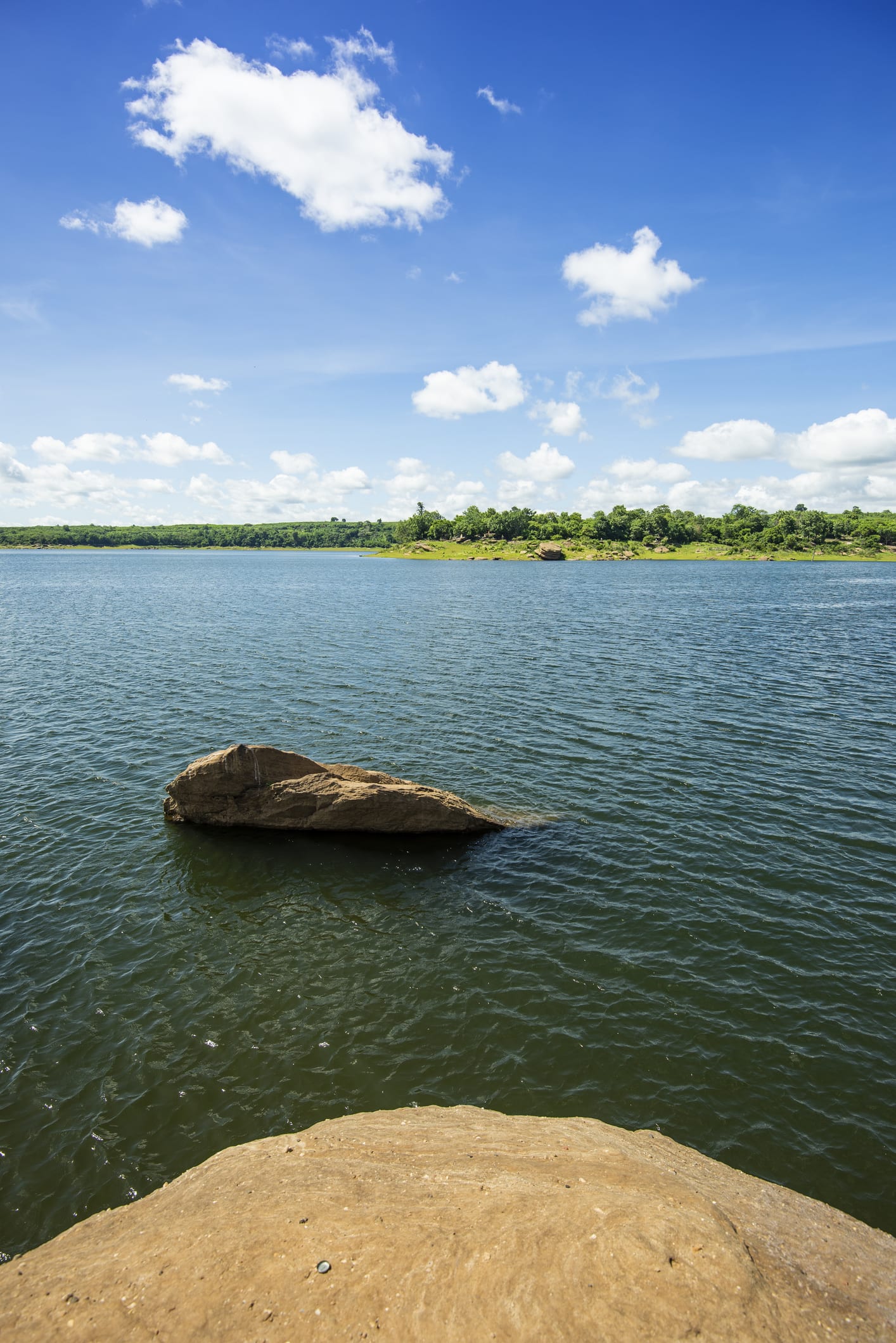 “เขื่อนกะทูน” สวิตเซอร์แลนด์แดนใต้ ที่เที่ยวโรแมนติกอันซีนเมืองคอนจนจีวรบิน