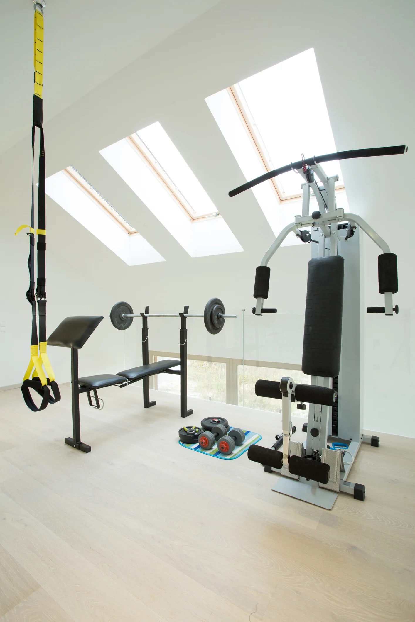 This 4-Move Workout Combines Weights and Cardio for a Big Session