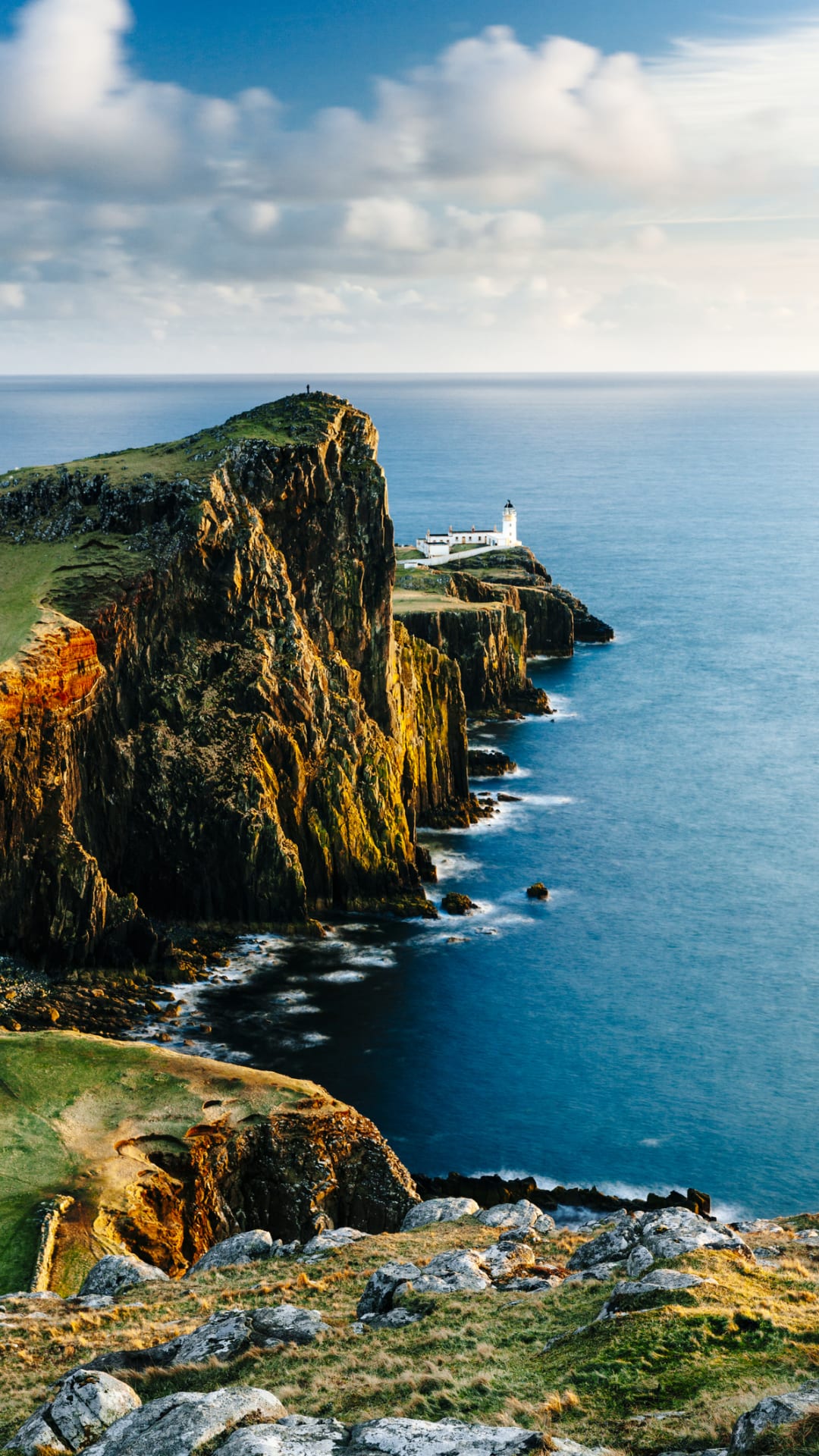 Pequeña isla en Escocia con dos habitantes busca personas que se muden allí