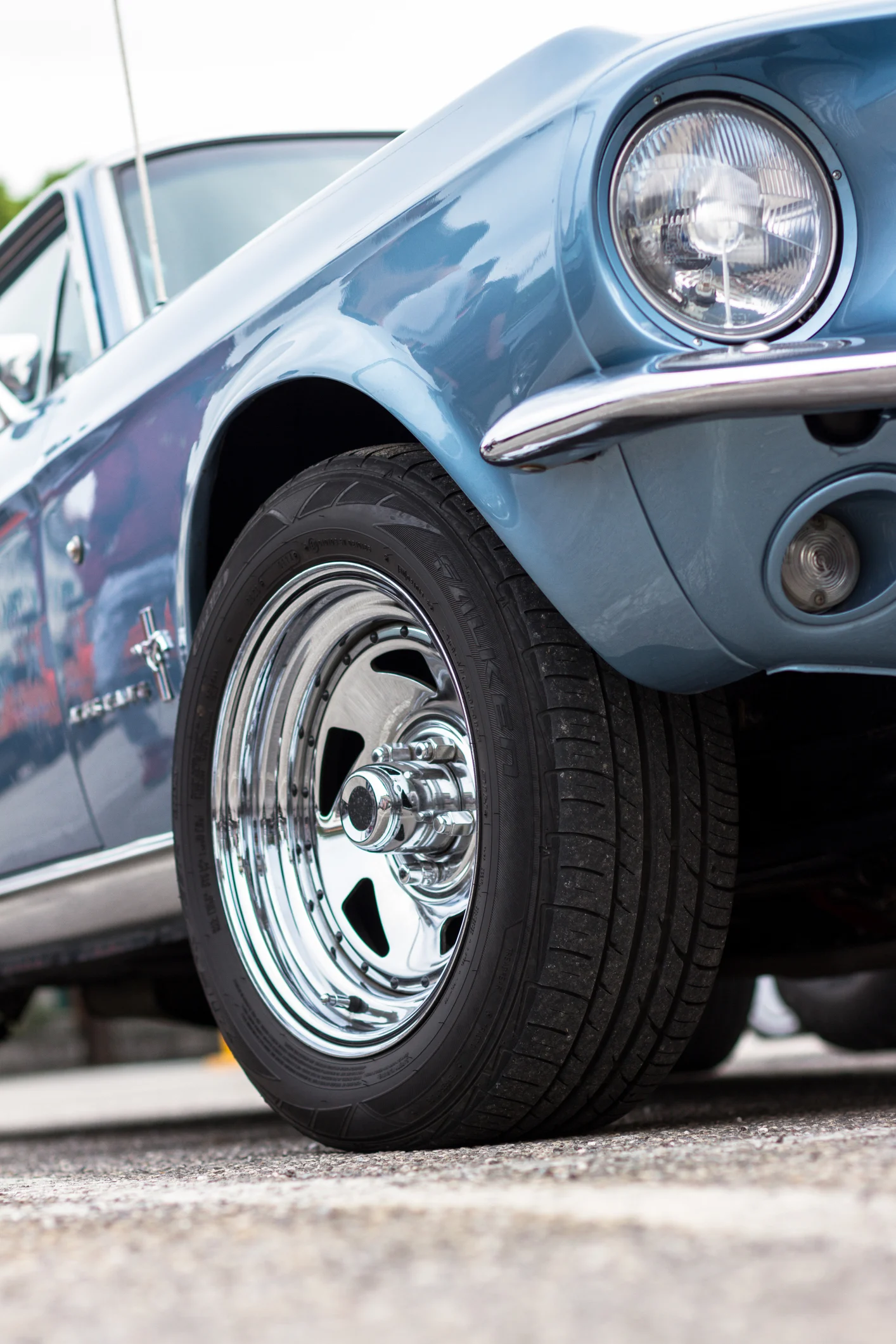 Apparently, Kevin Hart has a serious passion for American muscle cars
