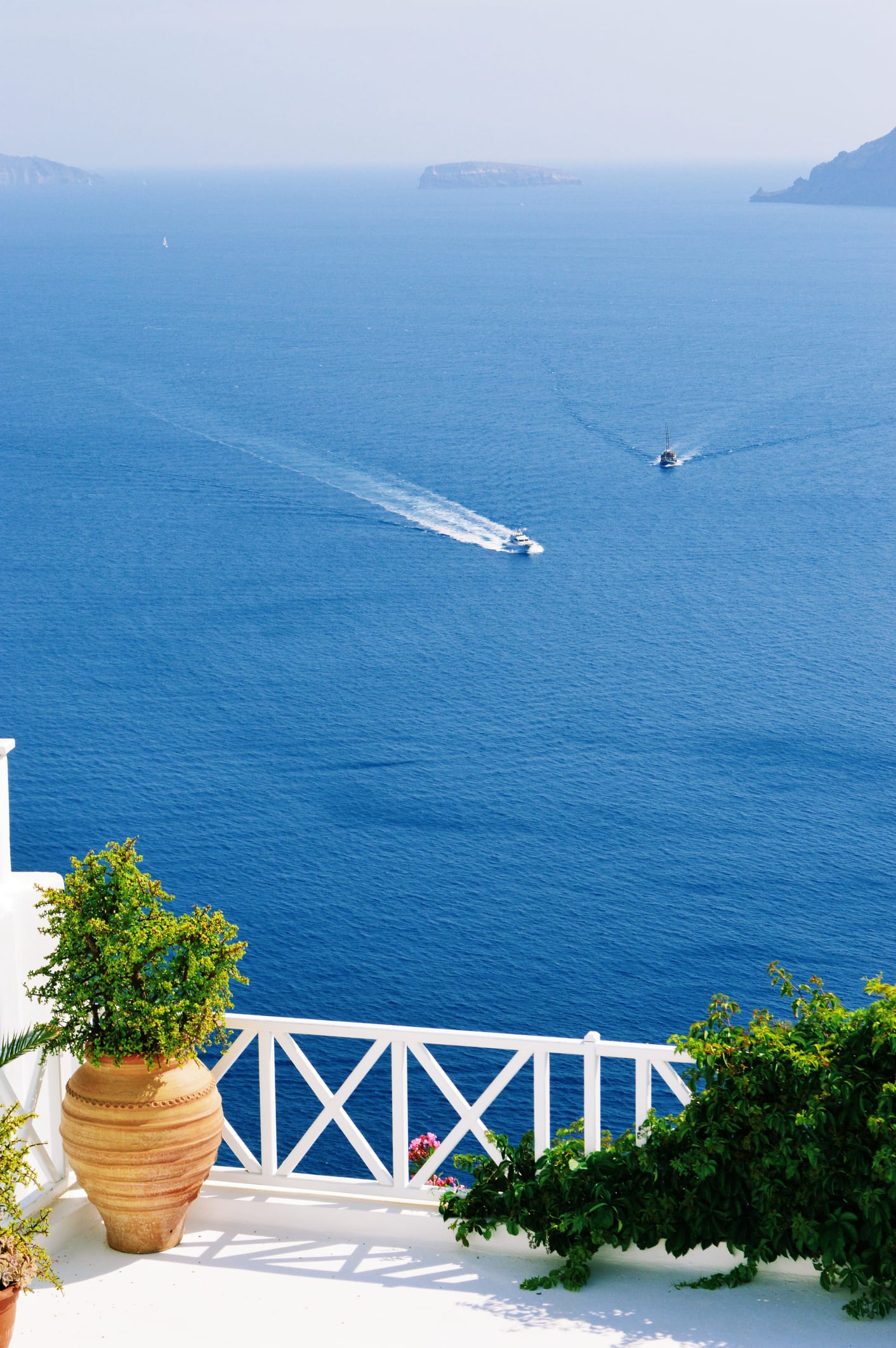 I travel to Santorini several times a year — here are my top tips for getting to and around the island