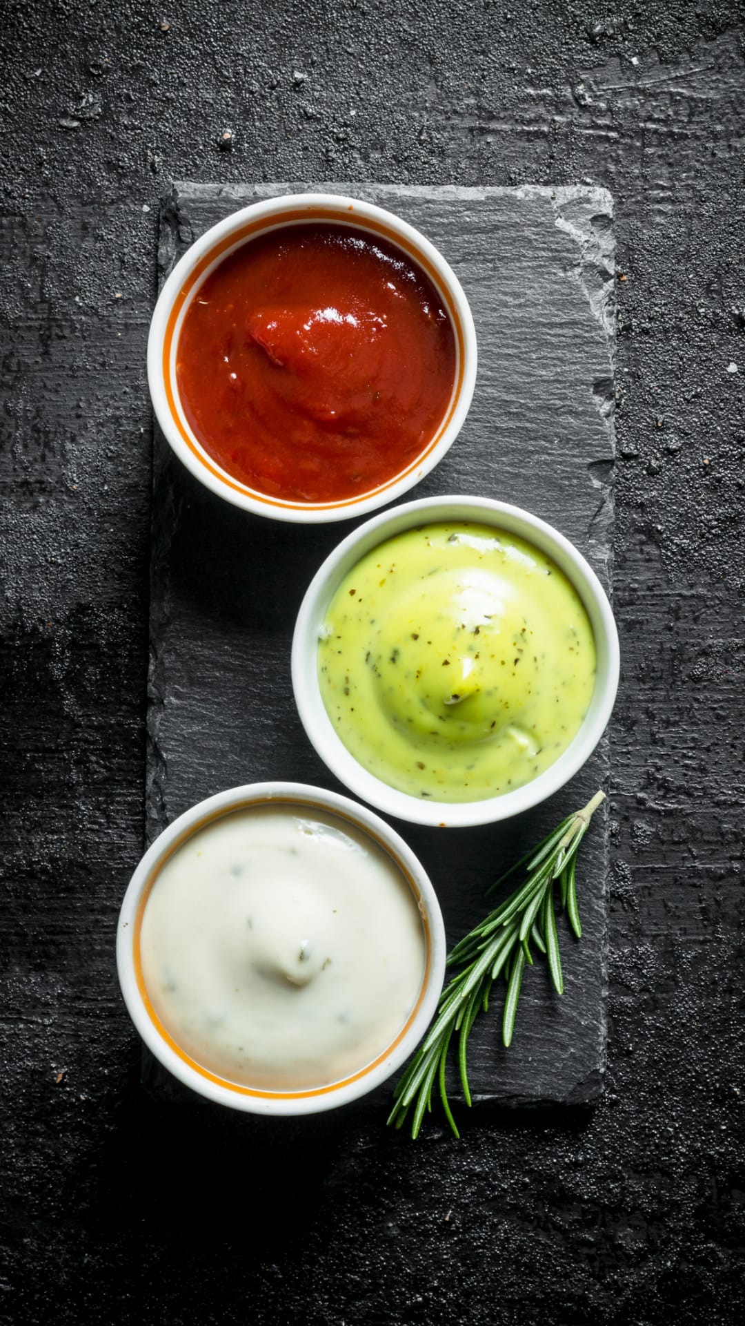 Tres salsas perfectas para acompañar las papas fritas