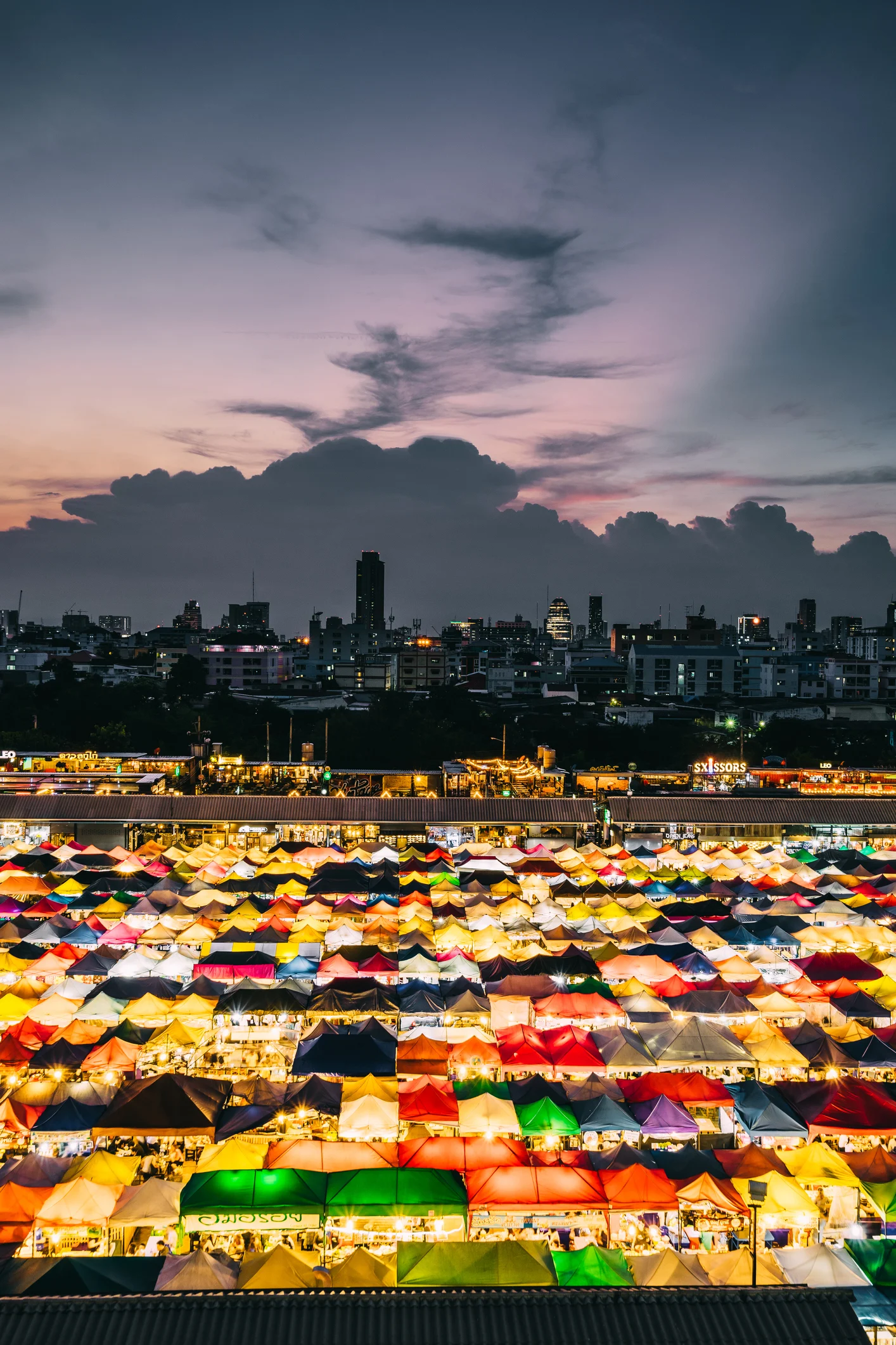 รวม 10 ทำเลตลาดนัดขาย “สินค้ามือสอง” จะหาซื้อมาขาย หรือจะเอาไปขายเองได้ทั้งนั้น