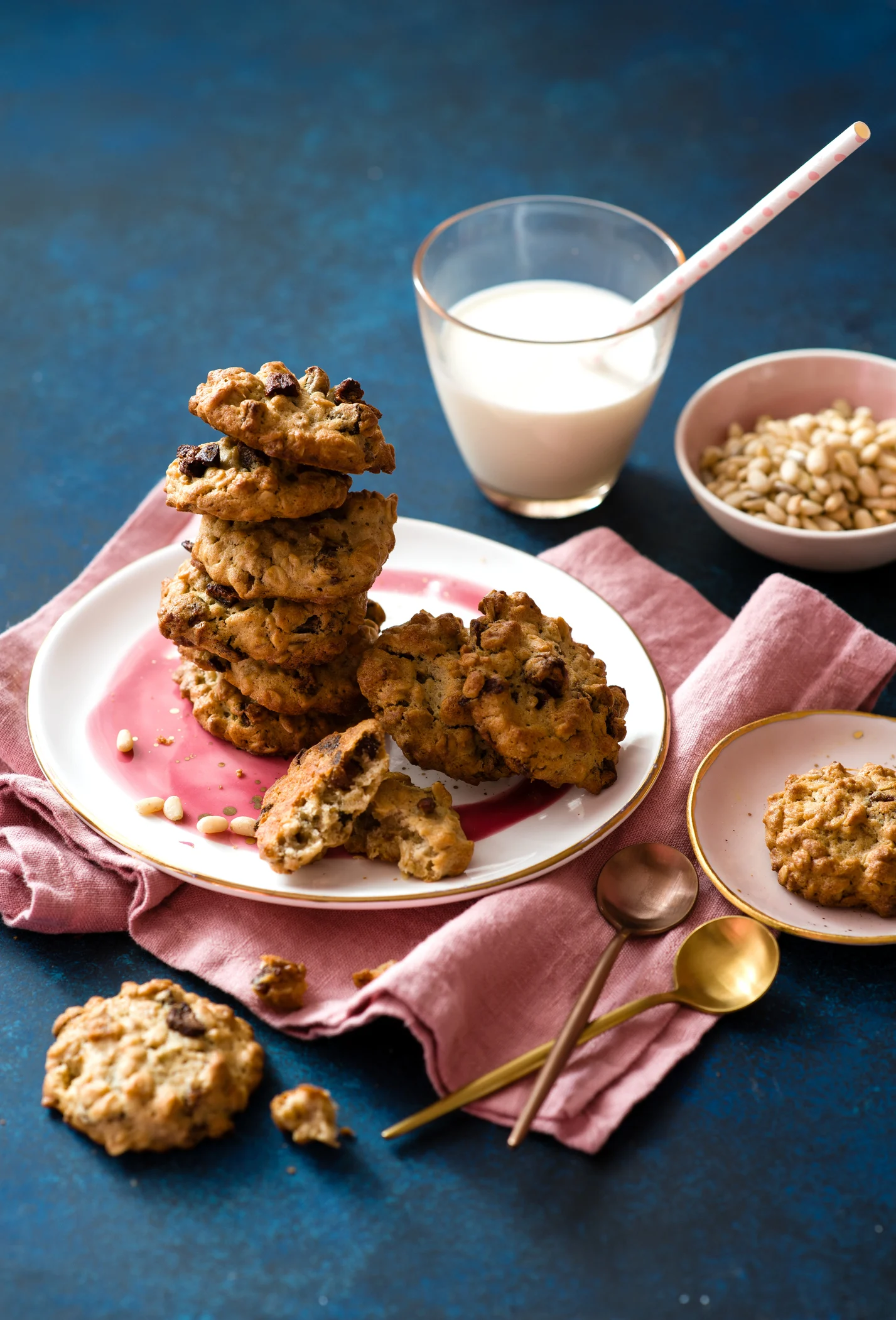 ¿Cómo hacer galletas de avena SIN HORNO? Te damos una receta sencilla