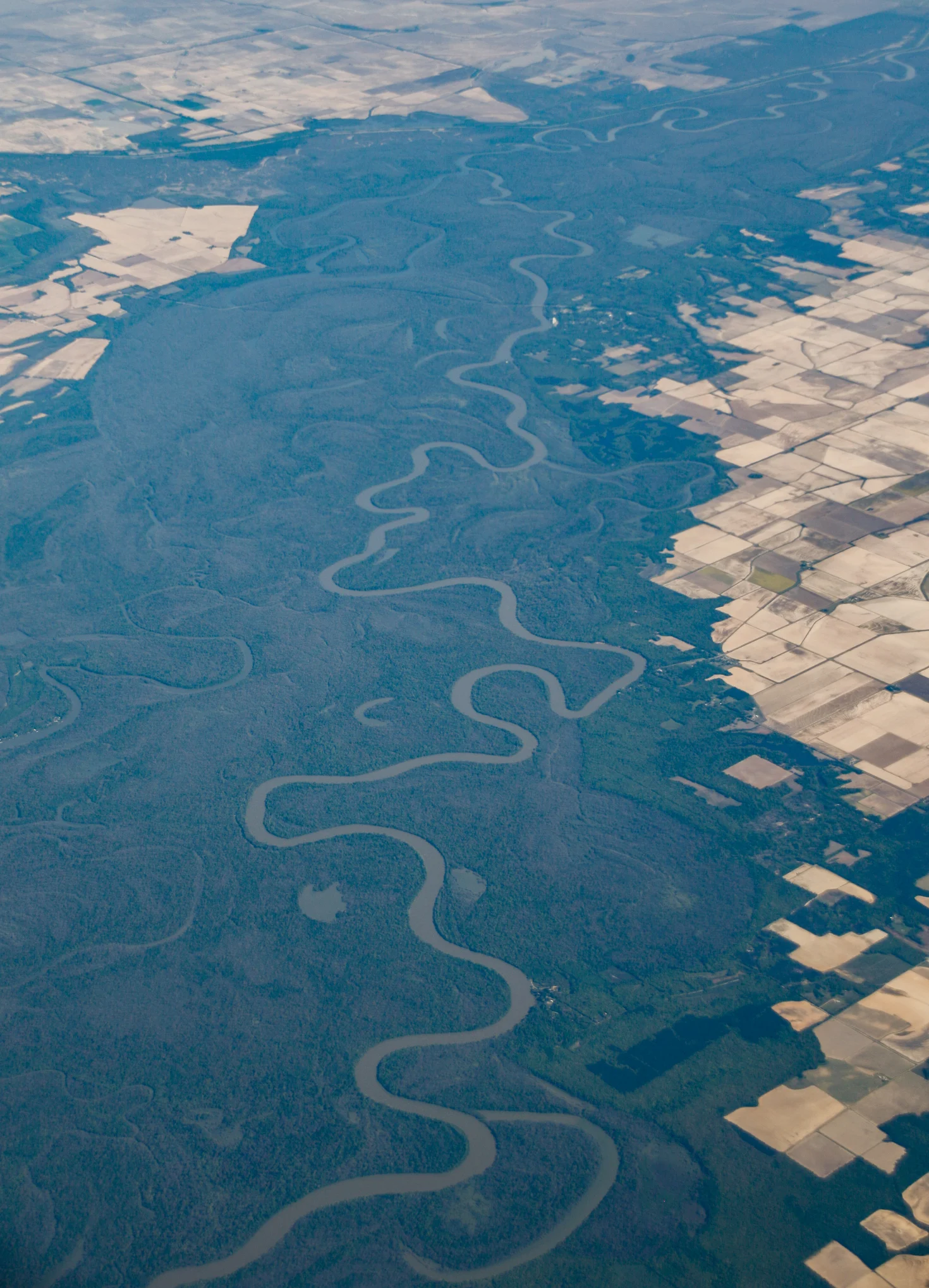 Lo studio: i fiumi del mondo sono pieni di farmaci