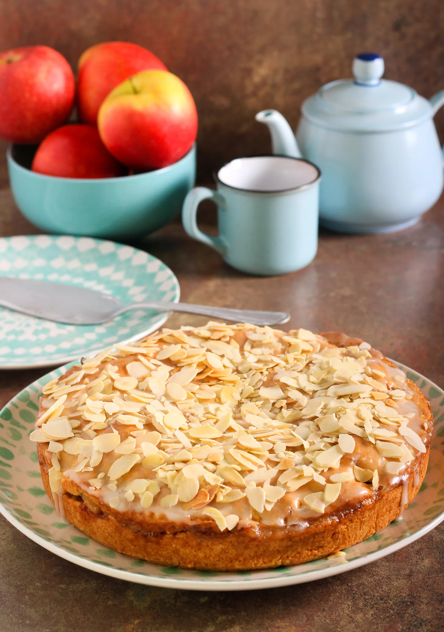 So gelingt eine einfache Mandeltorte