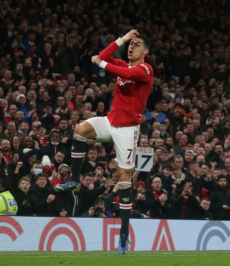 Football rallies around Ronaldo after death of baby son