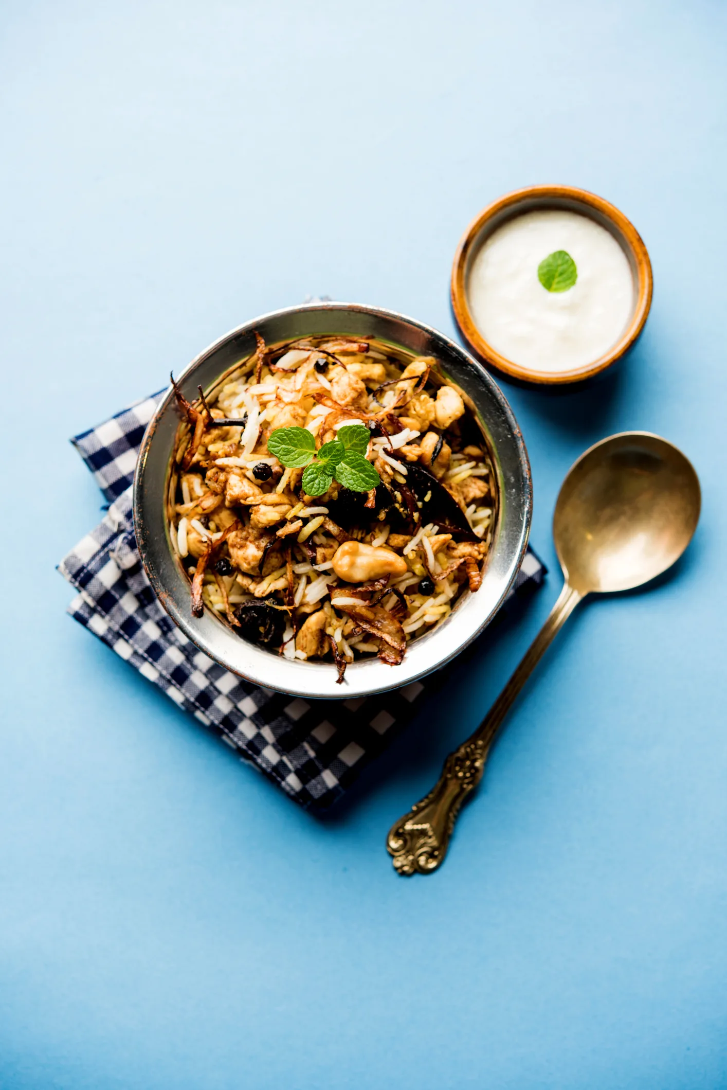 Make the royal Awadhi Gosht Biryani at home…