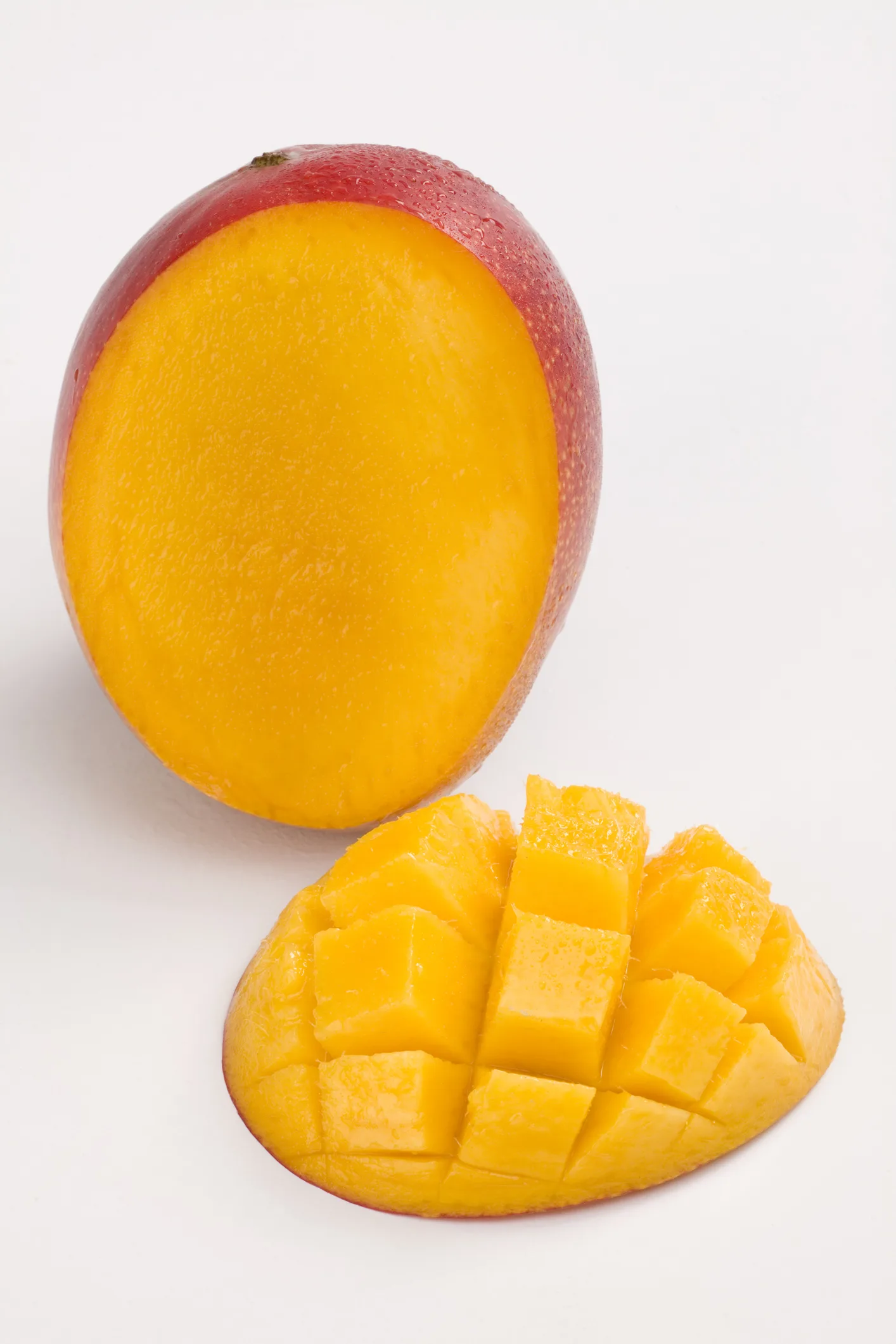 ¿Cómo puedo comer el mango sin mancharme?, te damos unos secretos para lograrlo