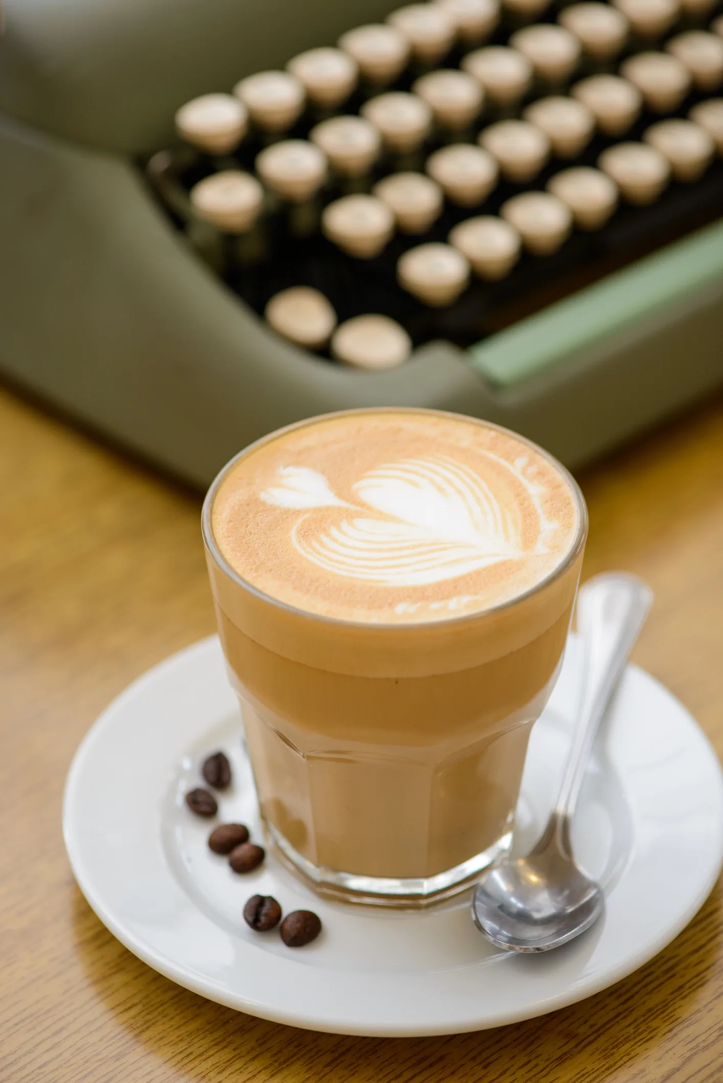งานวิจัยชี้ 'ดื่มกาแฟ' เกินวันละ 2 แก้ว เสี่ยงท้องยาก