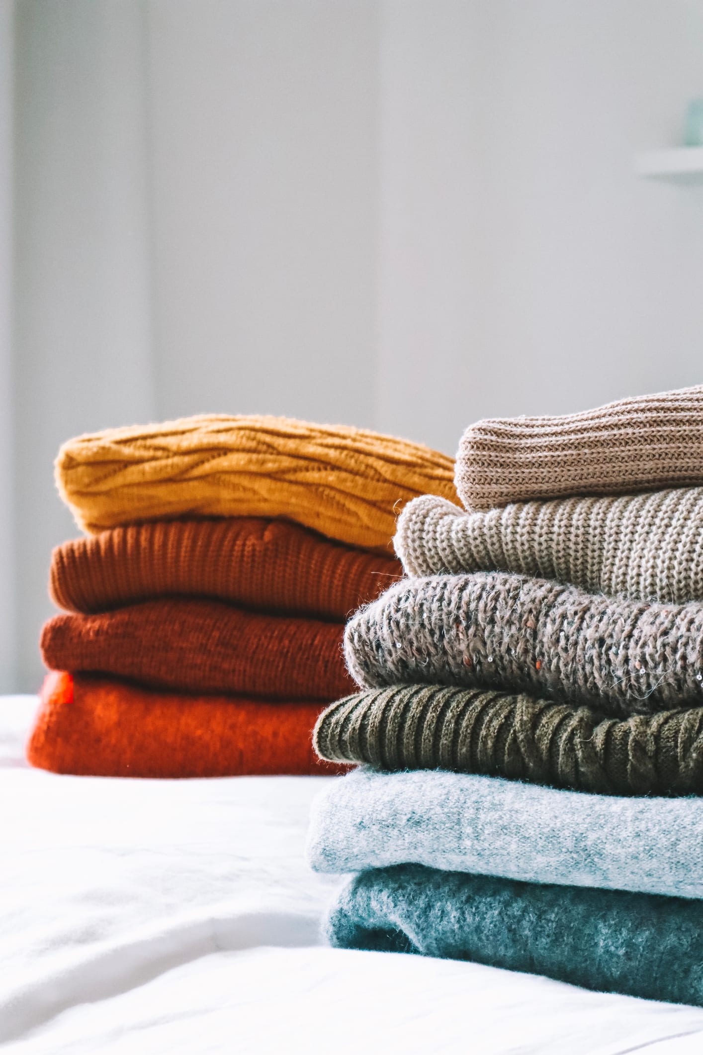 El truco que NO conocías para quitar manchas de cloro de la ropa