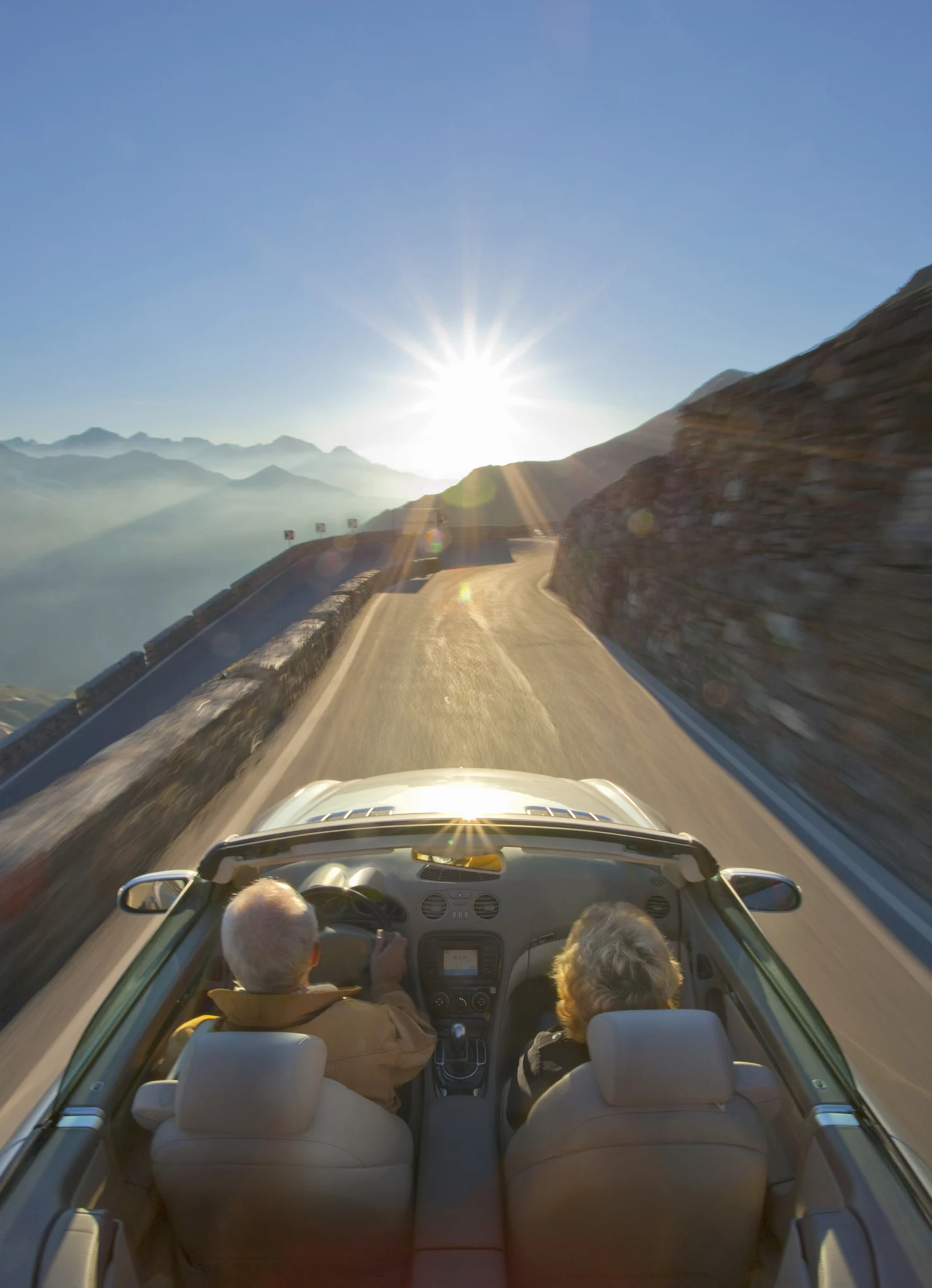 免許をもってるのに「え？　違反なの？」な人だらけ！　「知らなかった」じゃ済まされない「無自覚違反」７つ (1/2ページ)