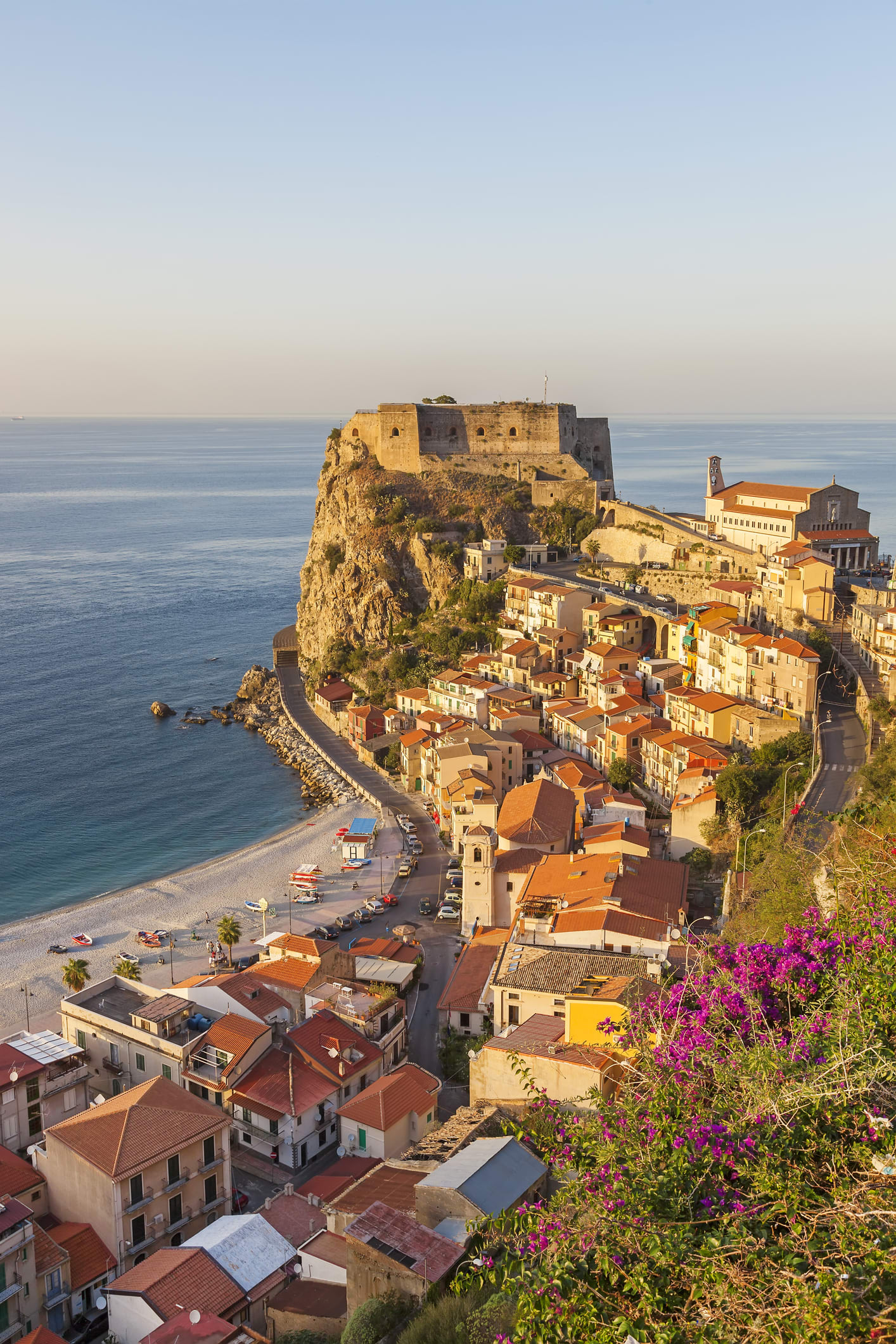 In Calabria 800 euro al mese per vivere in un borgo: come fare per partecipare