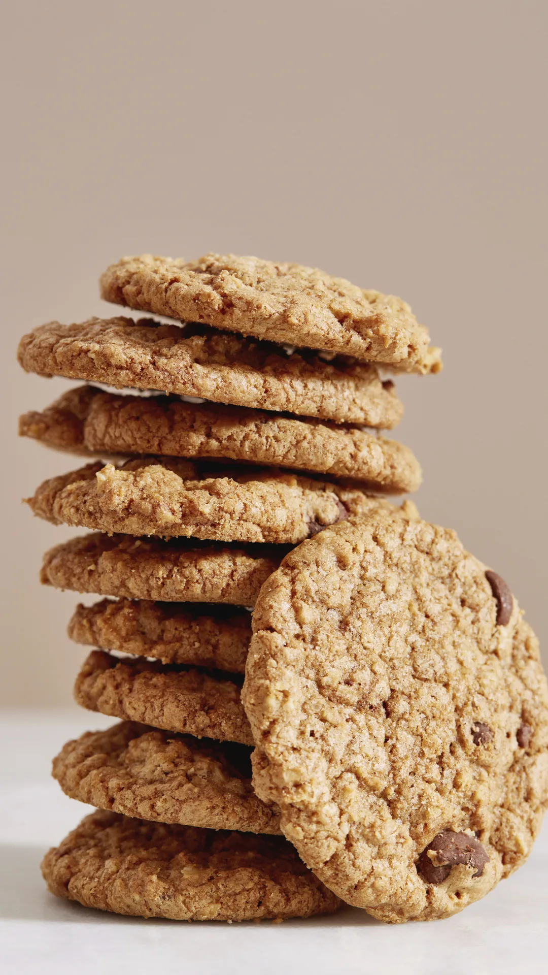 Para la merienda, unas deliciosas galletas de avena y pasas de uva